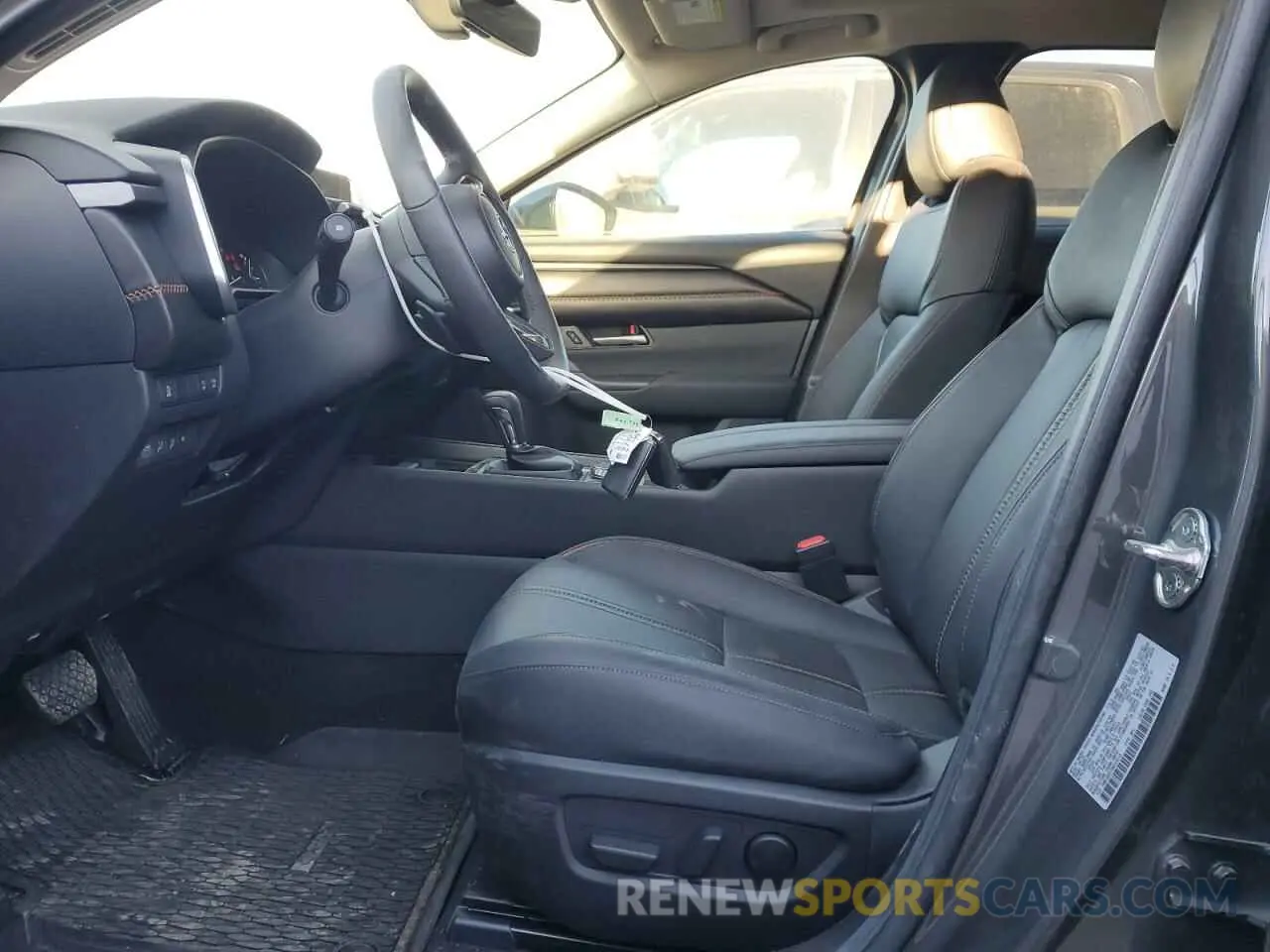 7 Photograph of a damaged car 7MMVABDY2RN234218 MAZDA CX-50 PREM 2024