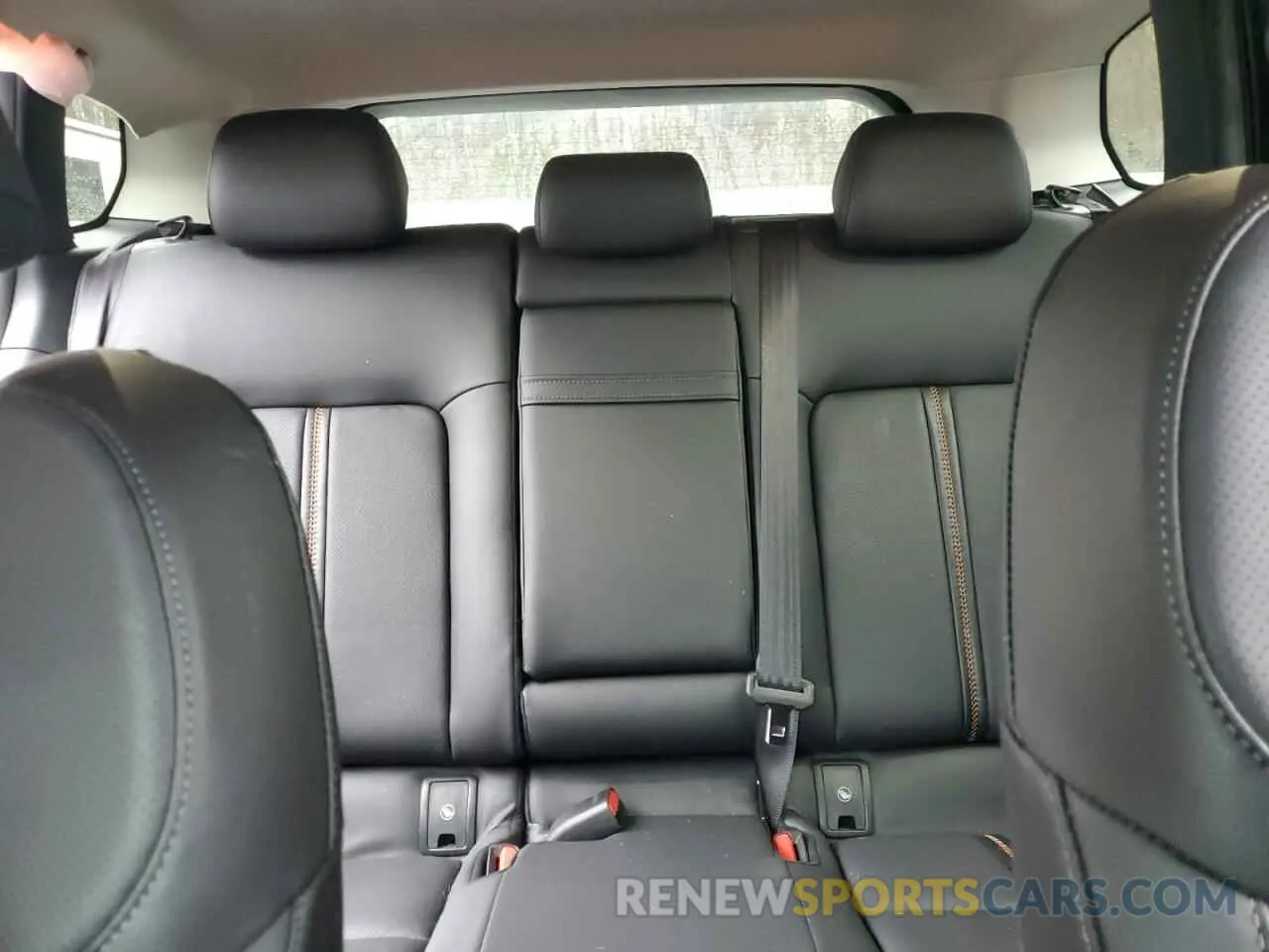 10 Photograph of a damaged car 7MMVABEM2RN205829 MAZDA CX-50 PREM 2024