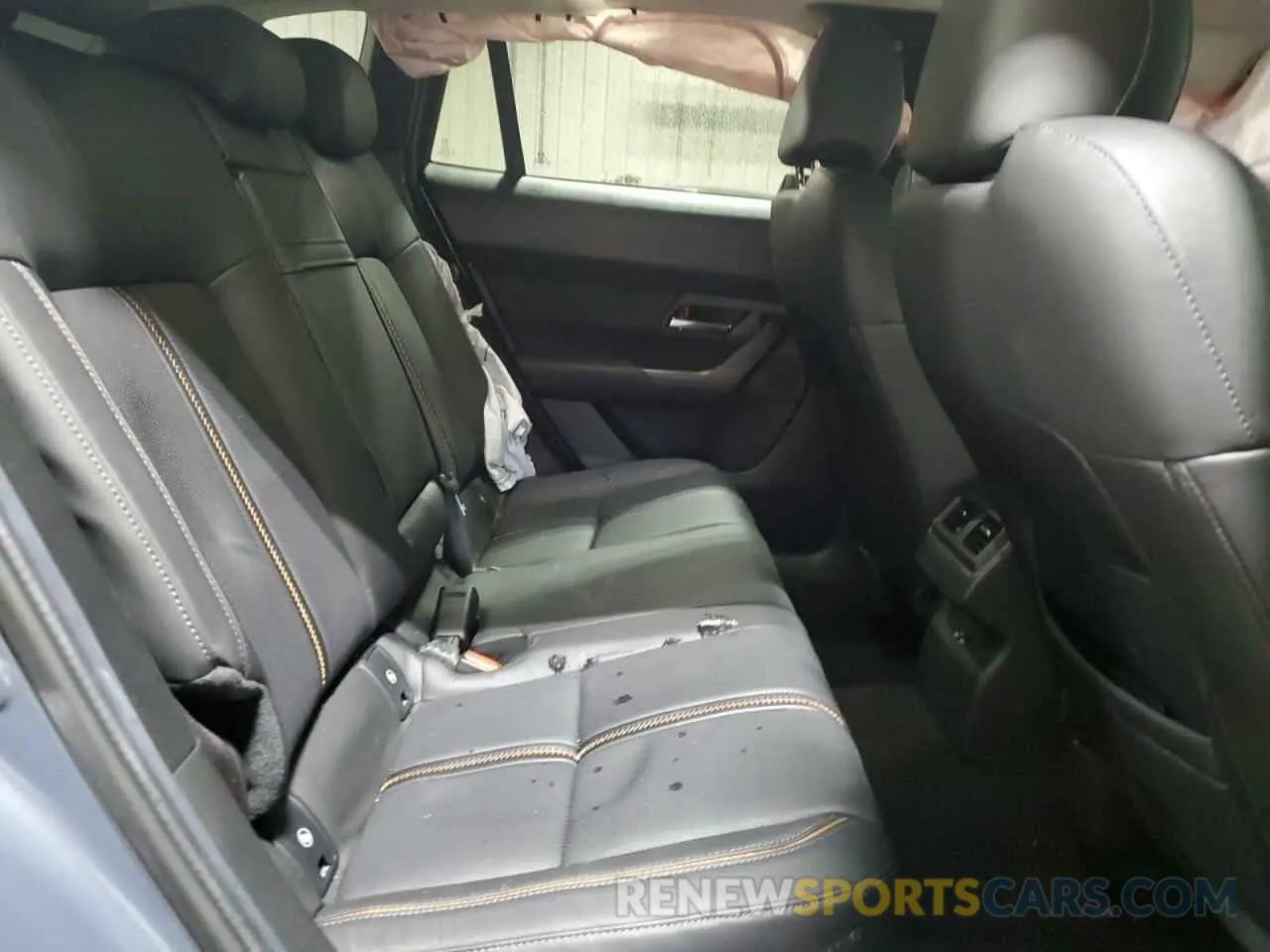 11 Photograph of a damaged car 7MMVABEM8RN183352 MAZDA CX-50 PREM 2024
