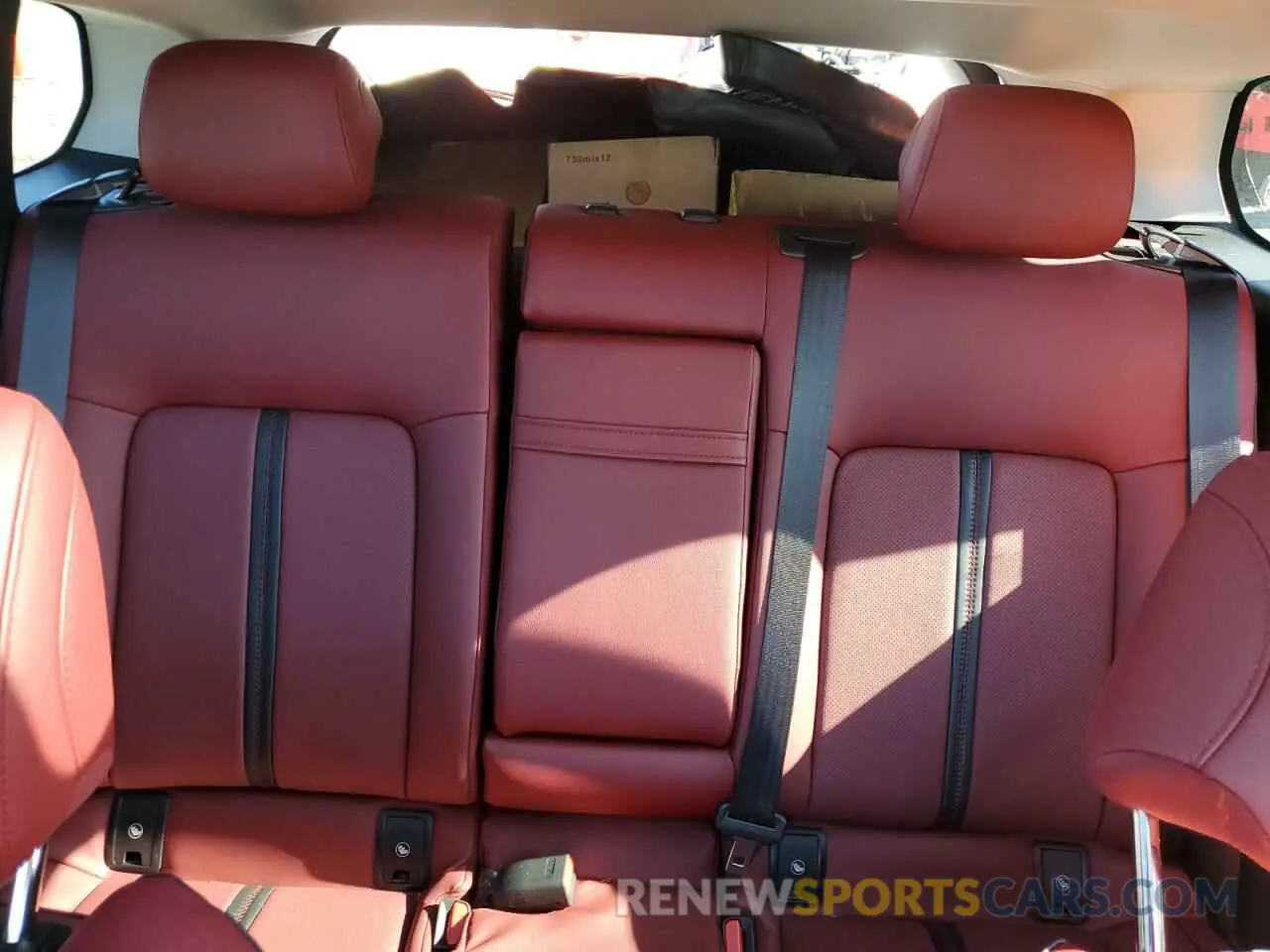 10 Photograph of a damaged car 7MMVAAEW8SN101542 MAZDA CX-50 PREM 2025