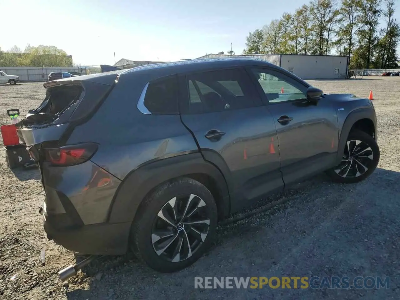 3 Photograph of a damaged car 7MMVAAEW8SN101542 MAZDA CX-50 PREM 2025