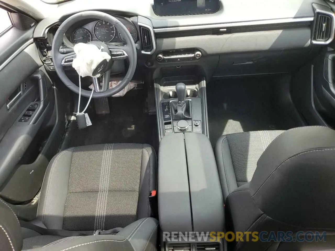 8 Photograph of a damaged car 7MMVABDM7SN306484 MAZDA CX-50 PREM 2025