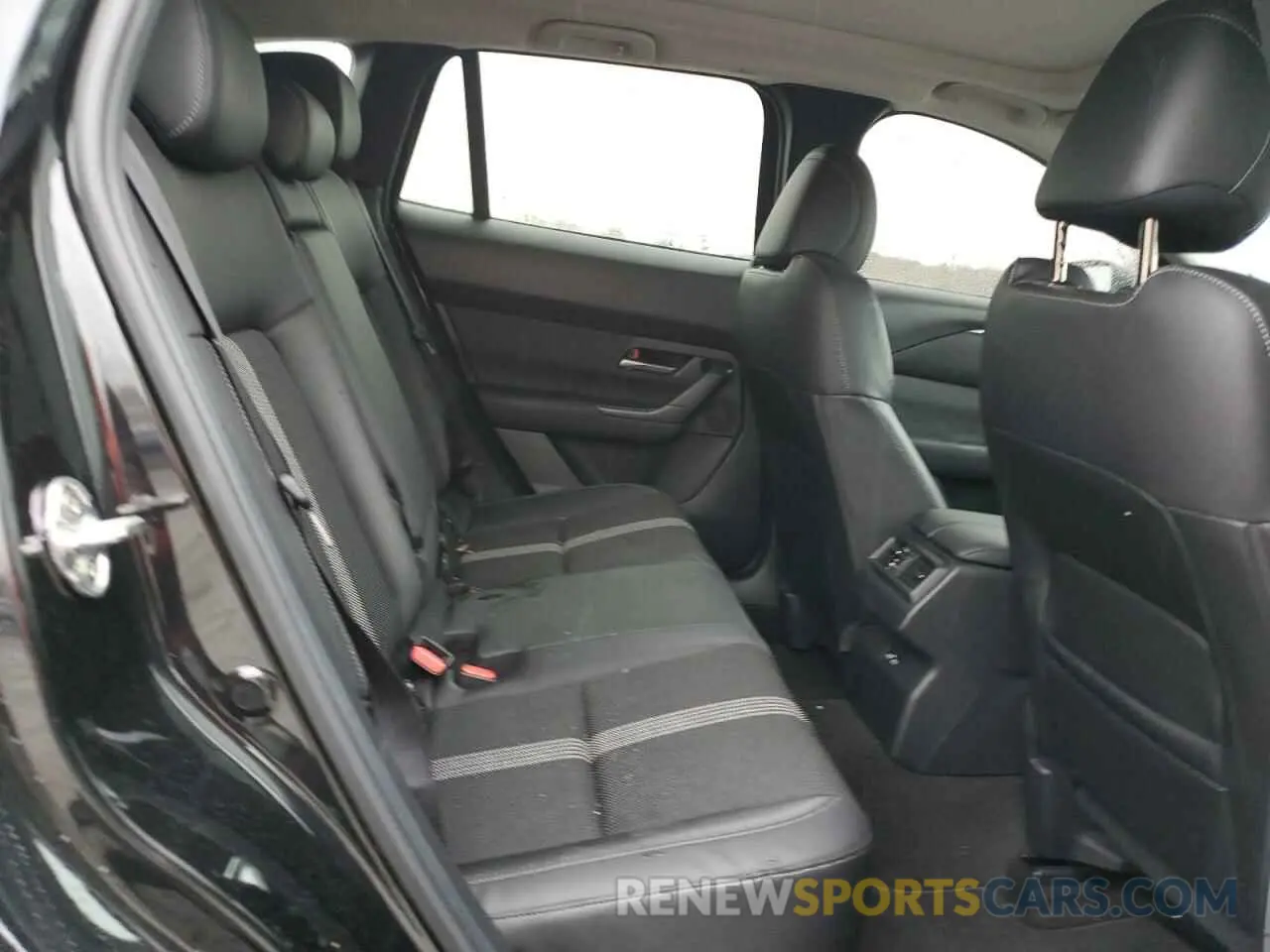 11 Photograph of a damaged car 7MMVABDM7SN316030 MAZDA CX-50 PREM 2025