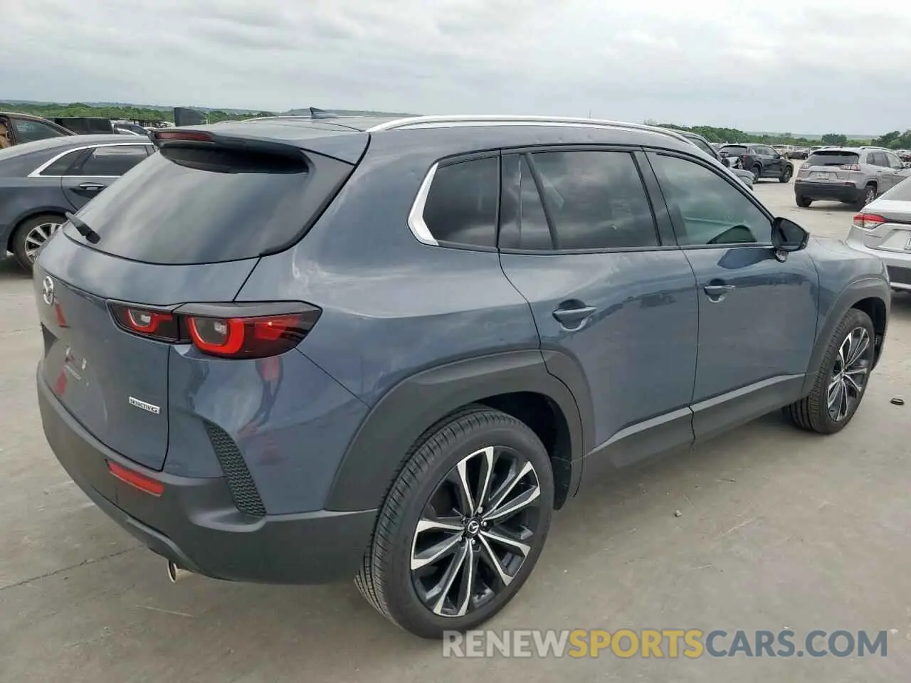 3 Photograph of a damaged car 7MMVABEM2SN335146 MAZDA CX-50 PREM 2025