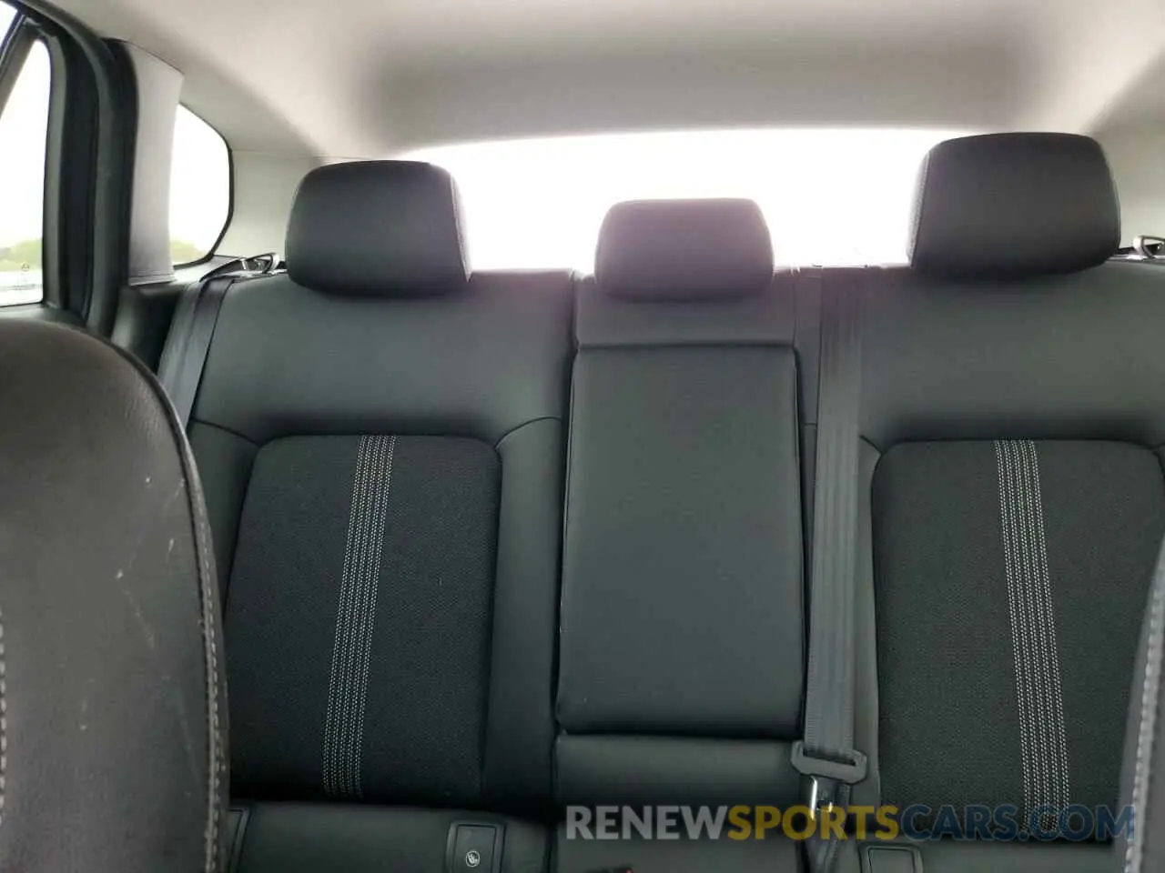 10 Photograph of a damaged car 7MMVABAM1RN207173 MAZDA CX-50 SELE 2024
