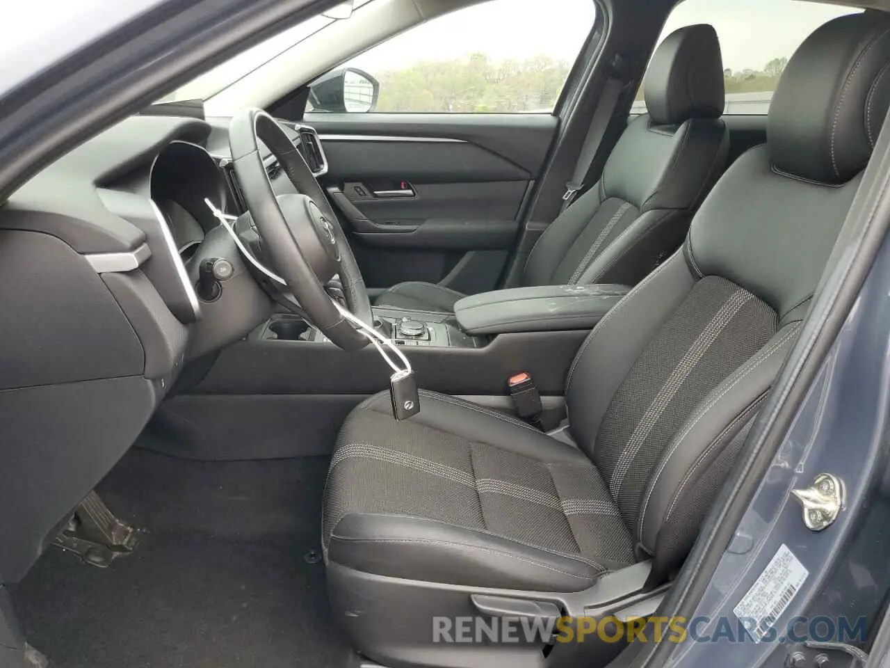 7 Photograph of a damaged car 7MMVABAM1RN207173 MAZDA CX-50 SELE 2024
