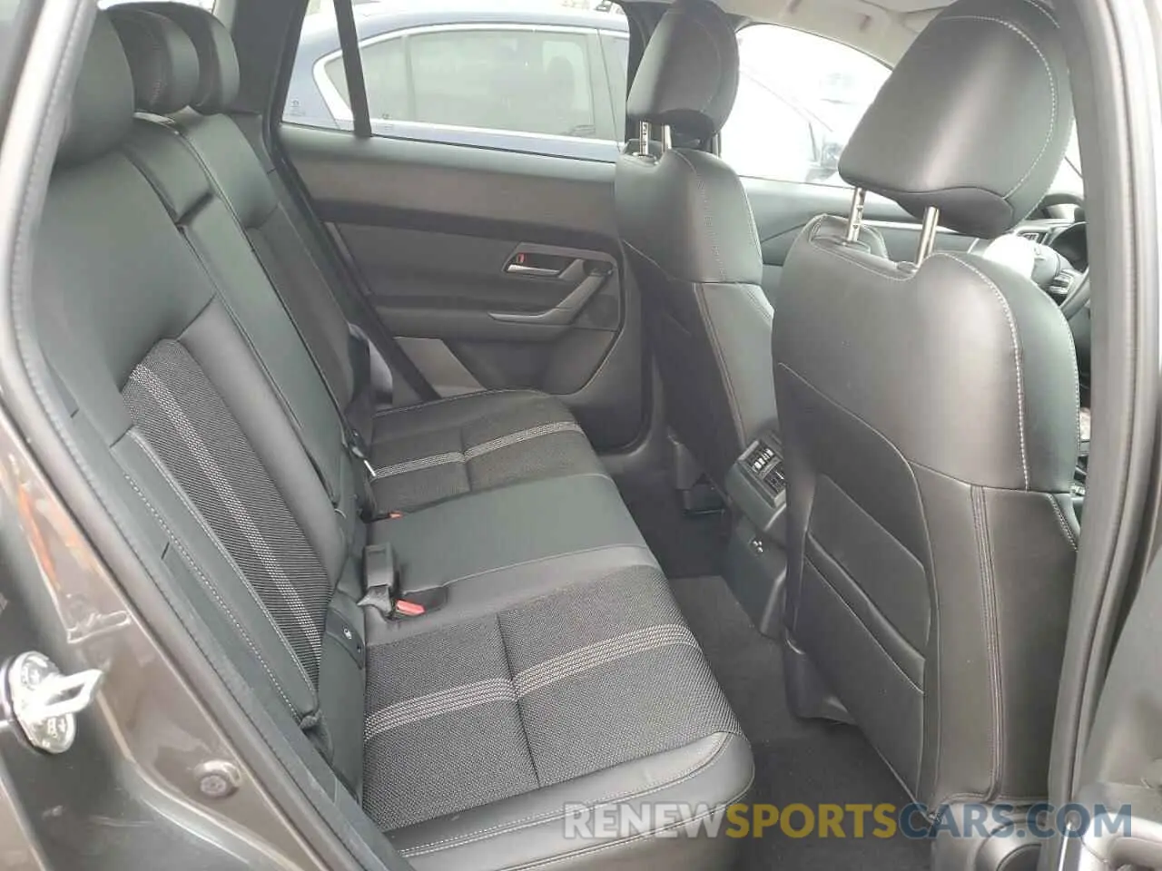 11 Photograph of a damaged car 7MMVABAMXRN204126 MAZDA CX-50 SELE 2024
