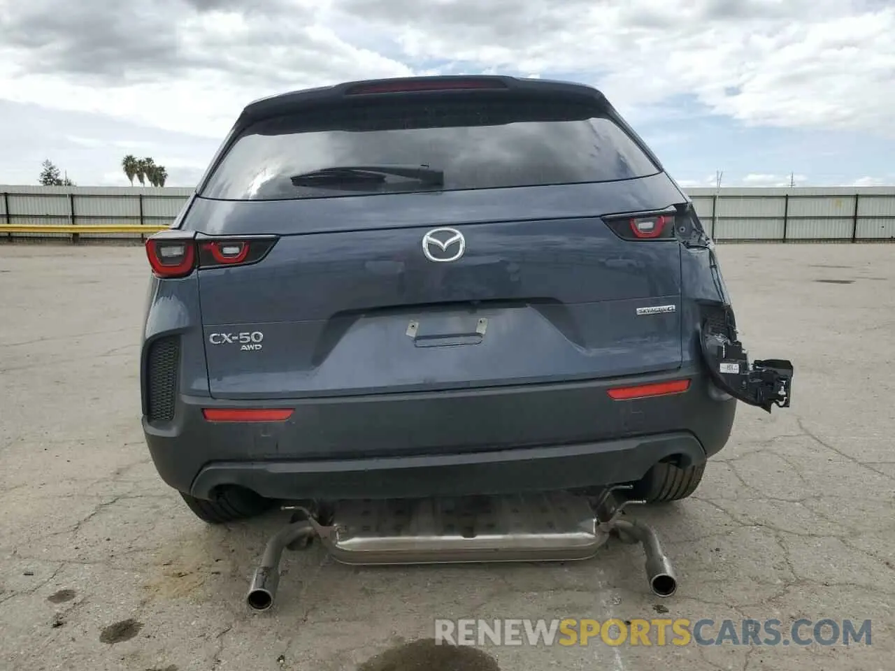 6 Photograph of a damaged car 7MMVABAM1SN328601 MAZDA CX-50 SELE 2025