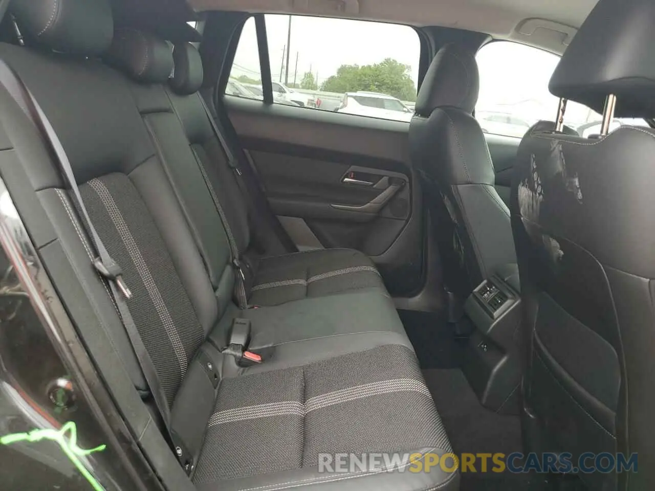 10 Photograph of a damaged car 7MMVABAM6SN304276 MAZDA CX-50 SELE 2025
