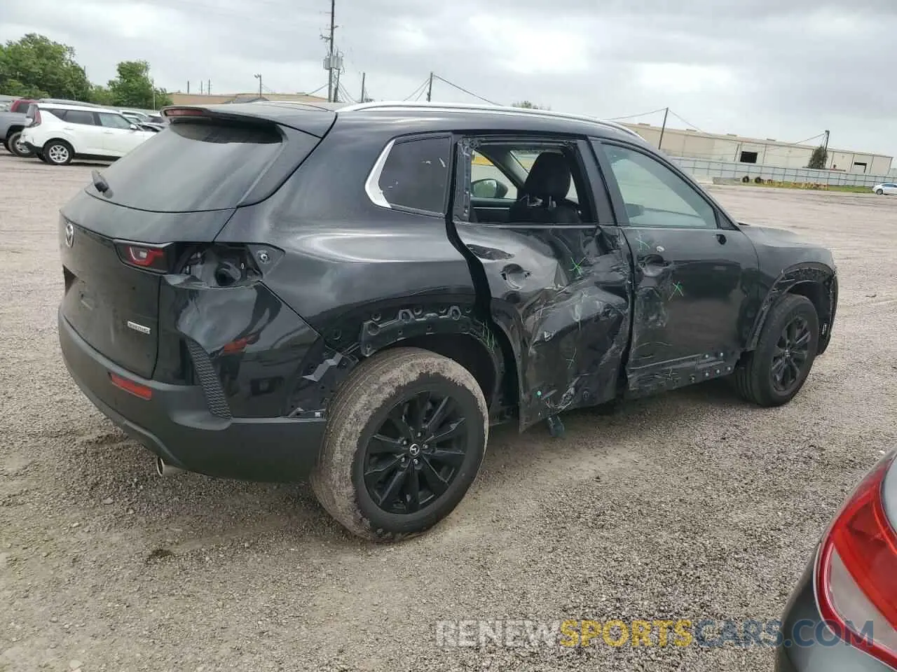 3 Photograph of a damaged car 7MMVABAM6SN304276 MAZDA CX-50 SELE 2025