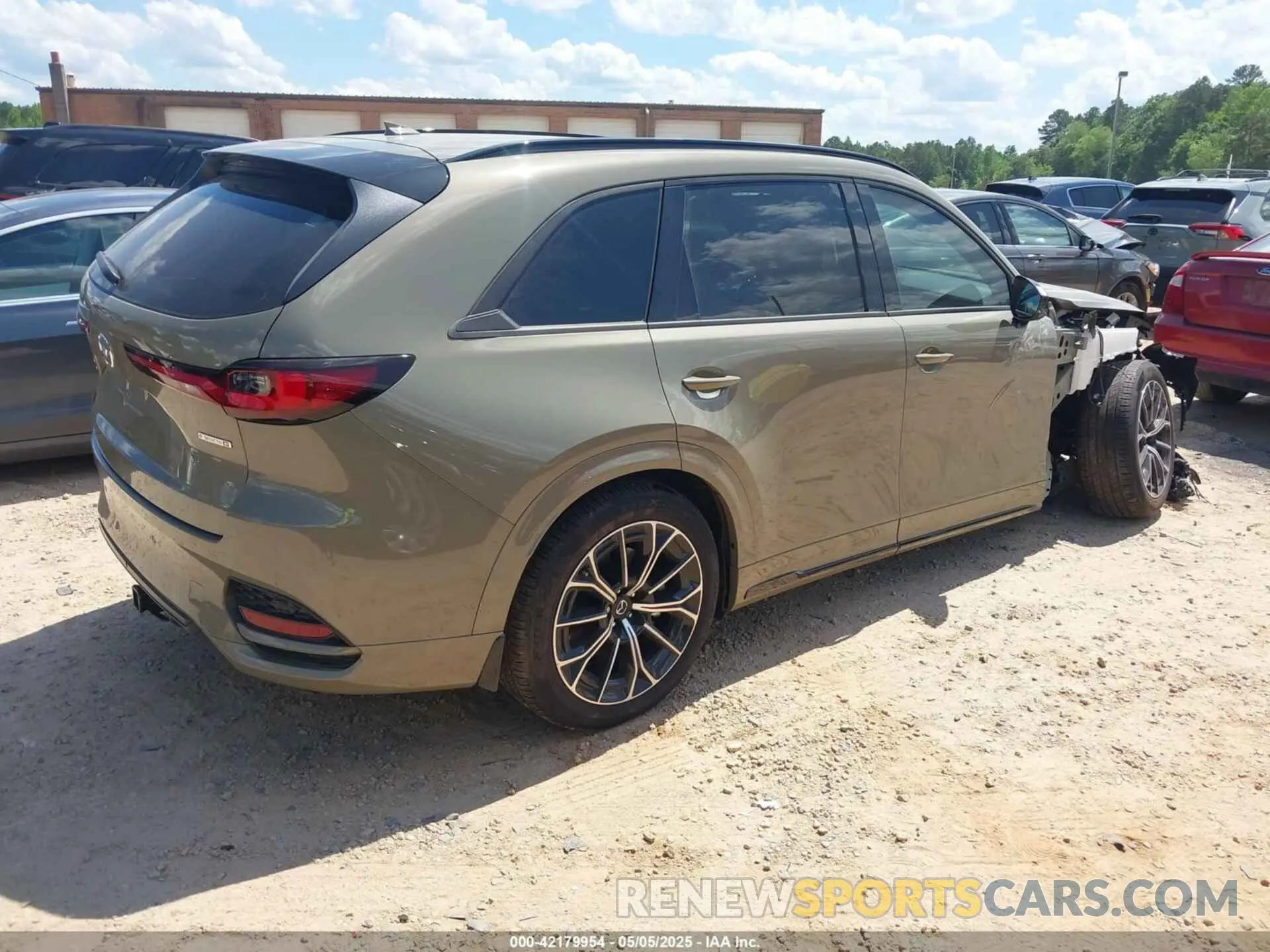 4 Photograph of a damaged car JM3KJDHCXS1113115 MAZDA CX-70 2025