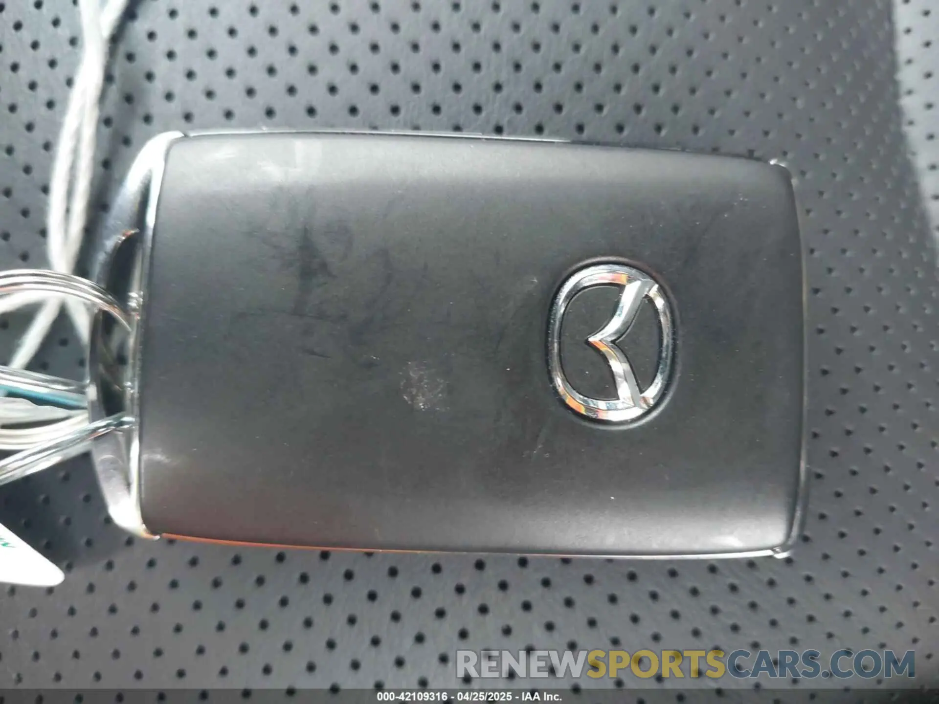 11 Photograph of a damaged car JM3KJEHA1S1111323 MAZDA CX-70 PHEV 2025