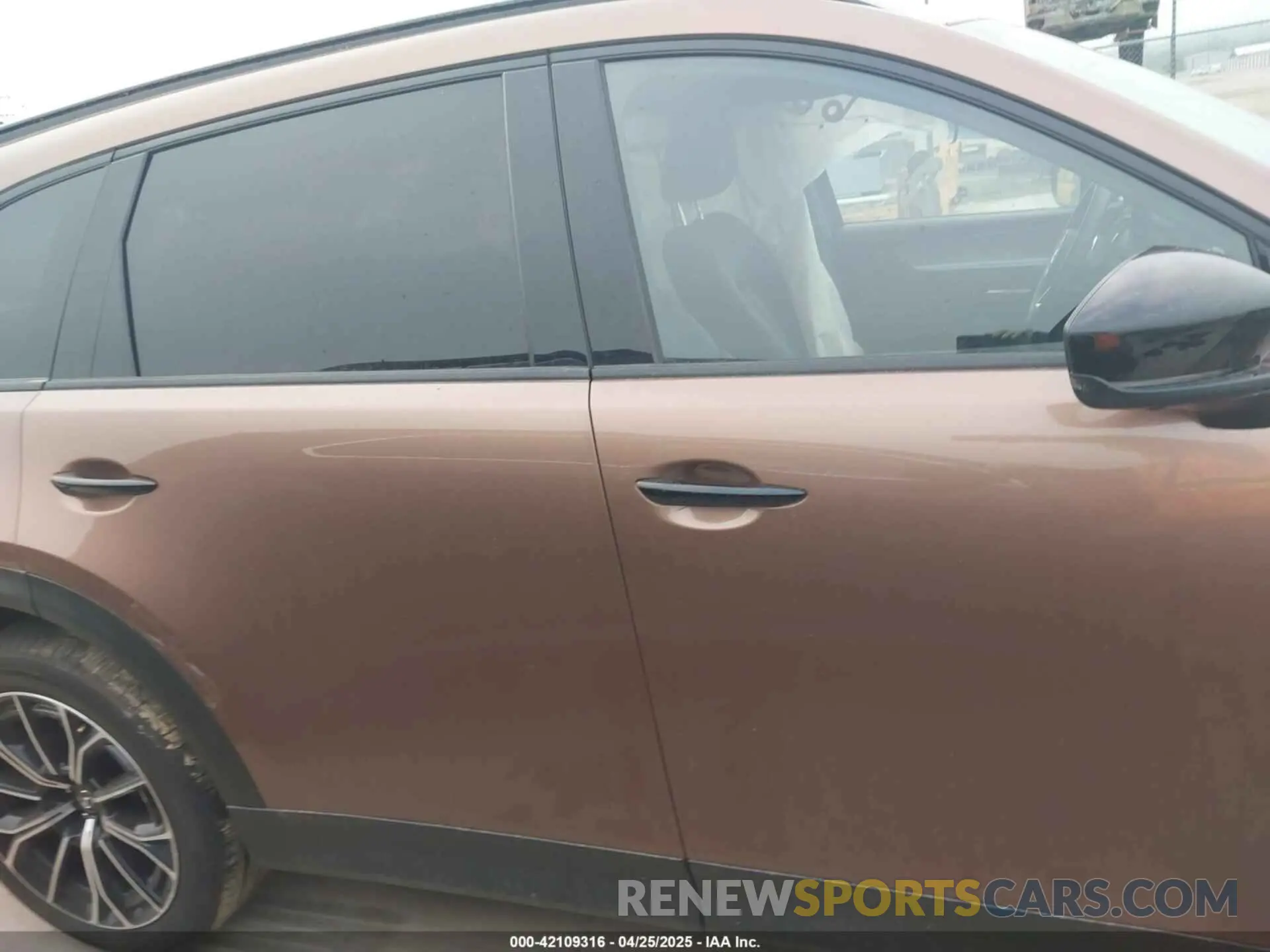 14 Photograph of a damaged car JM3KJEHA1S1111323 MAZDA CX-70 PHEV 2025