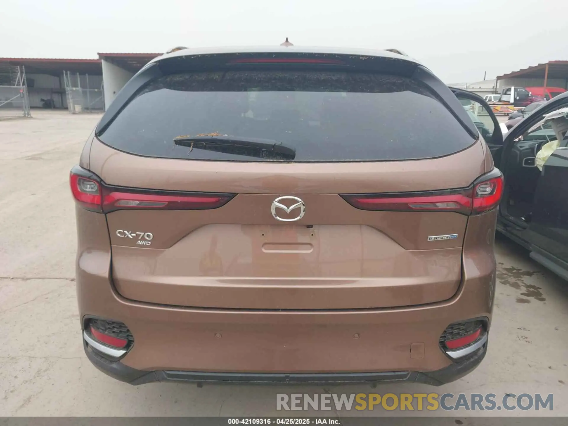 17 Photograph of a damaged car JM3KJEHA1S1111323 MAZDA CX-70 PHEV 2025