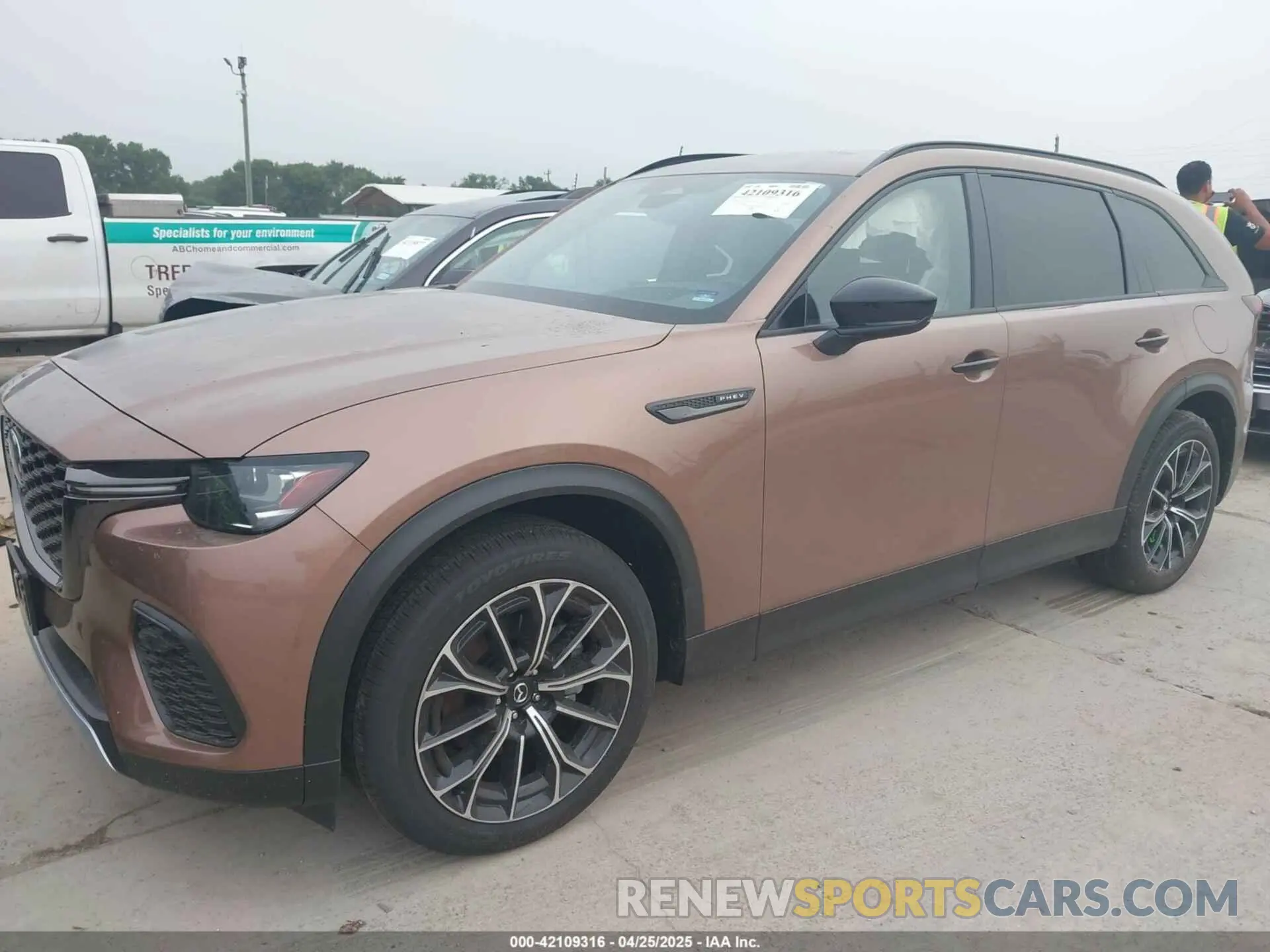 2 Photograph of a damaged car JM3KJEHA1S1111323 MAZDA CX-70 PHEV 2025