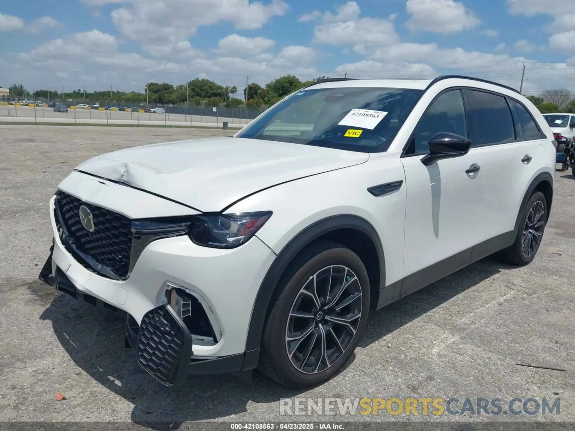 2 Photograph of a damaged car JM3KJEHA6S1103427 MAZDA CX-70 PHEV 2025