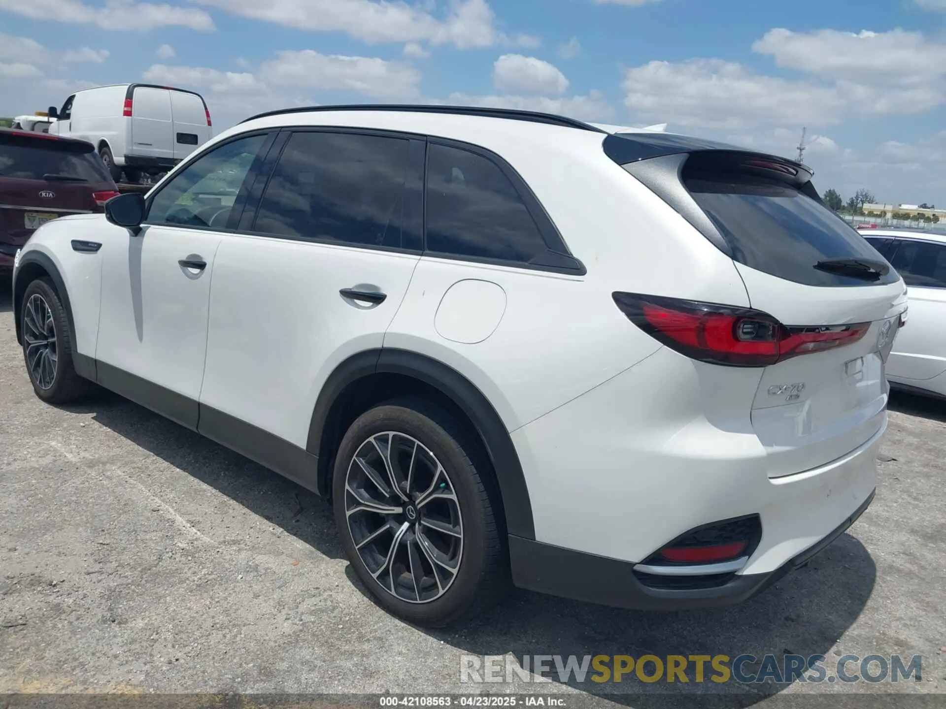 3 Photograph of a damaged car JM3KJEHA6S1103427 MAZDA CX-70 PHEV 2025