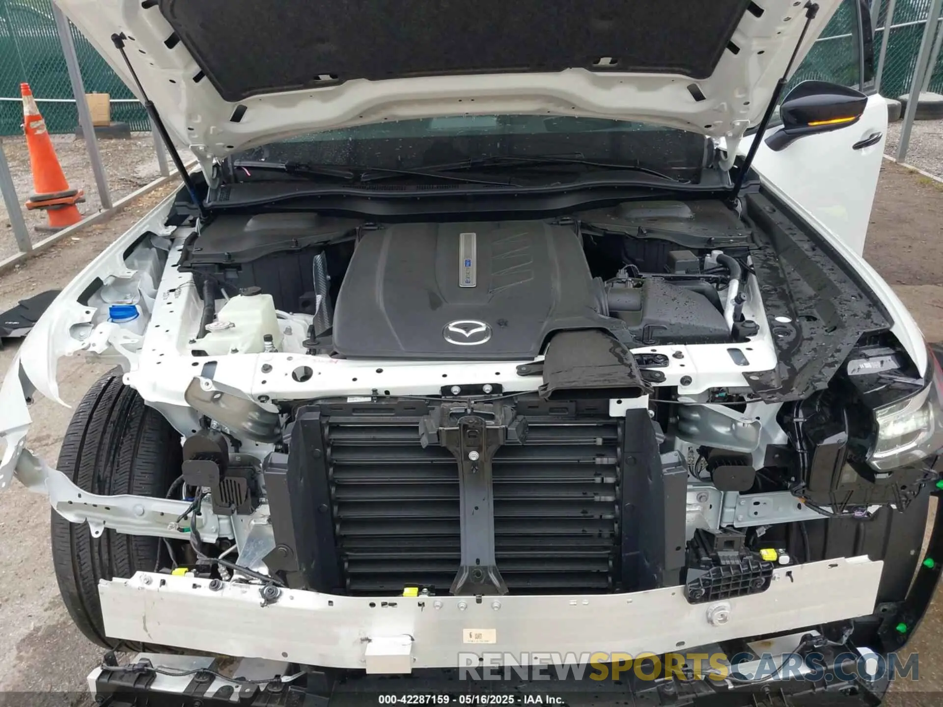 10 Photograph of a damaged car JM3KJEHA6S1111740 MAZDA CX-70 PHEV 2025