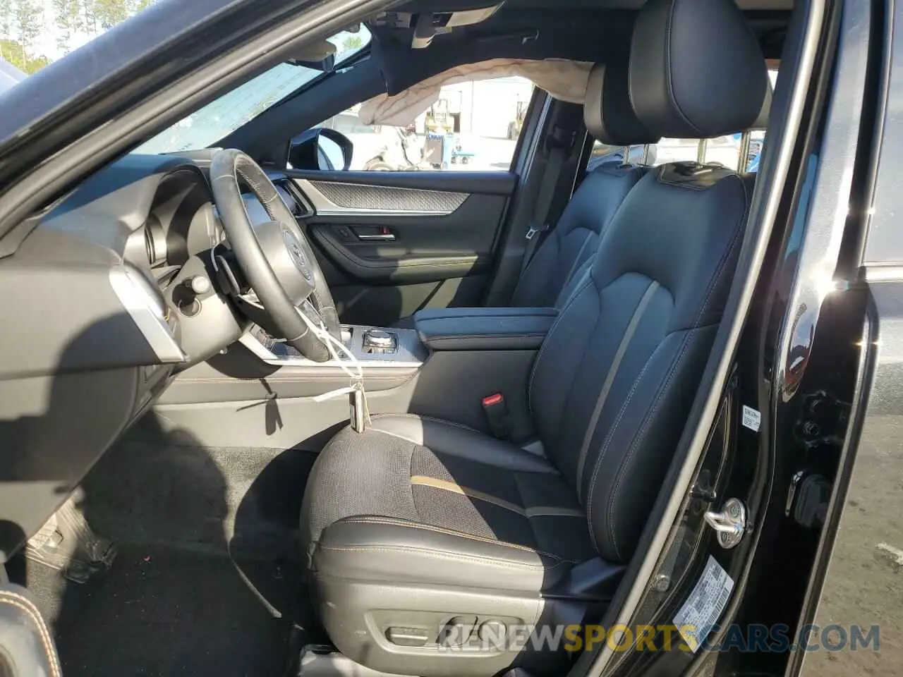 7 Photograph of a damaged car JM3KJEHDXS1115946 MAZDA CX-70 PREM 2025