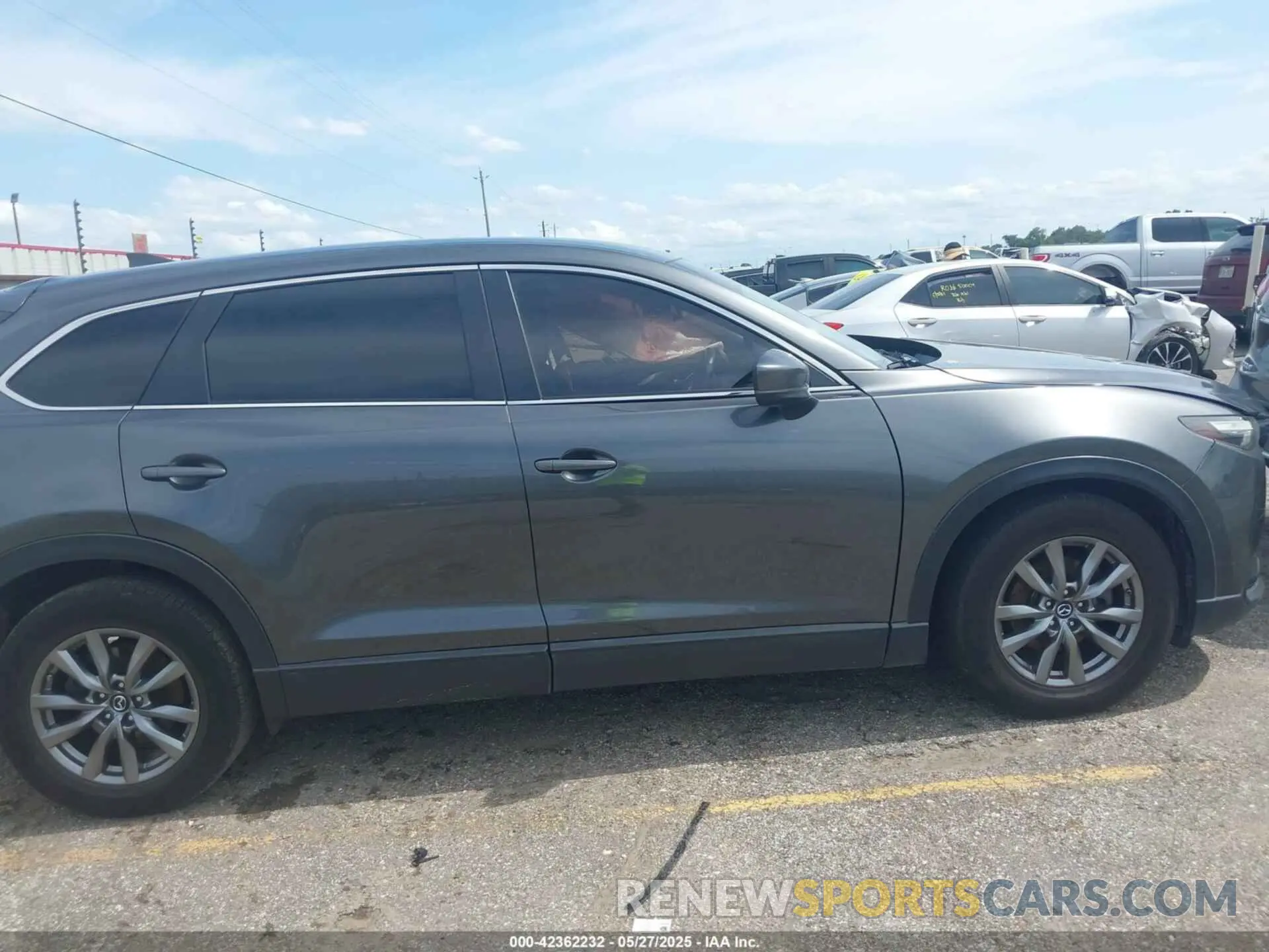 12 Photograph of a damaged car JM3TCABY0K0327361 MAZDA CX-9 2019