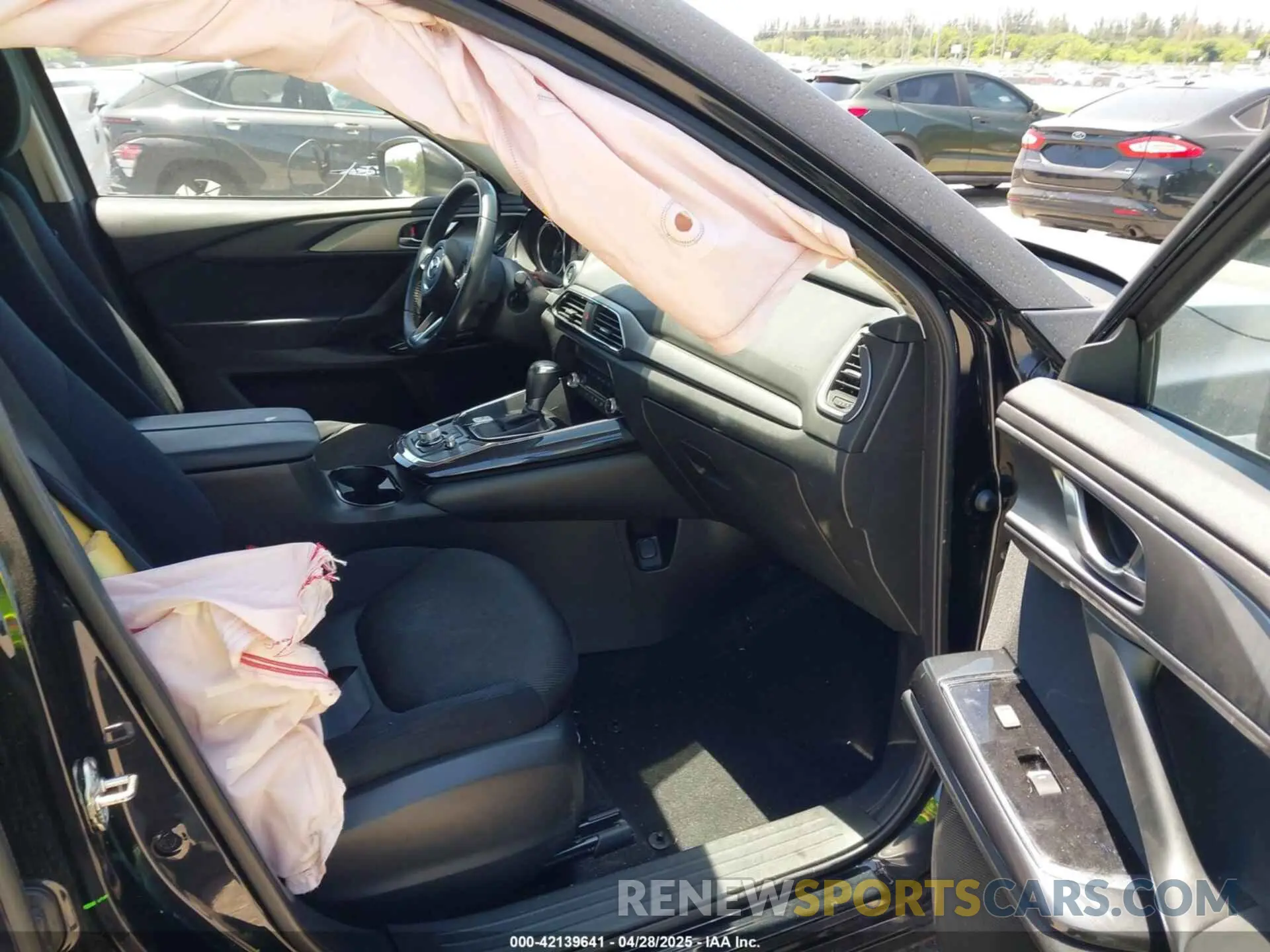 5 Photograph of a damaged car JM3TCABY3K0334837 MAZDA CX-9 2019