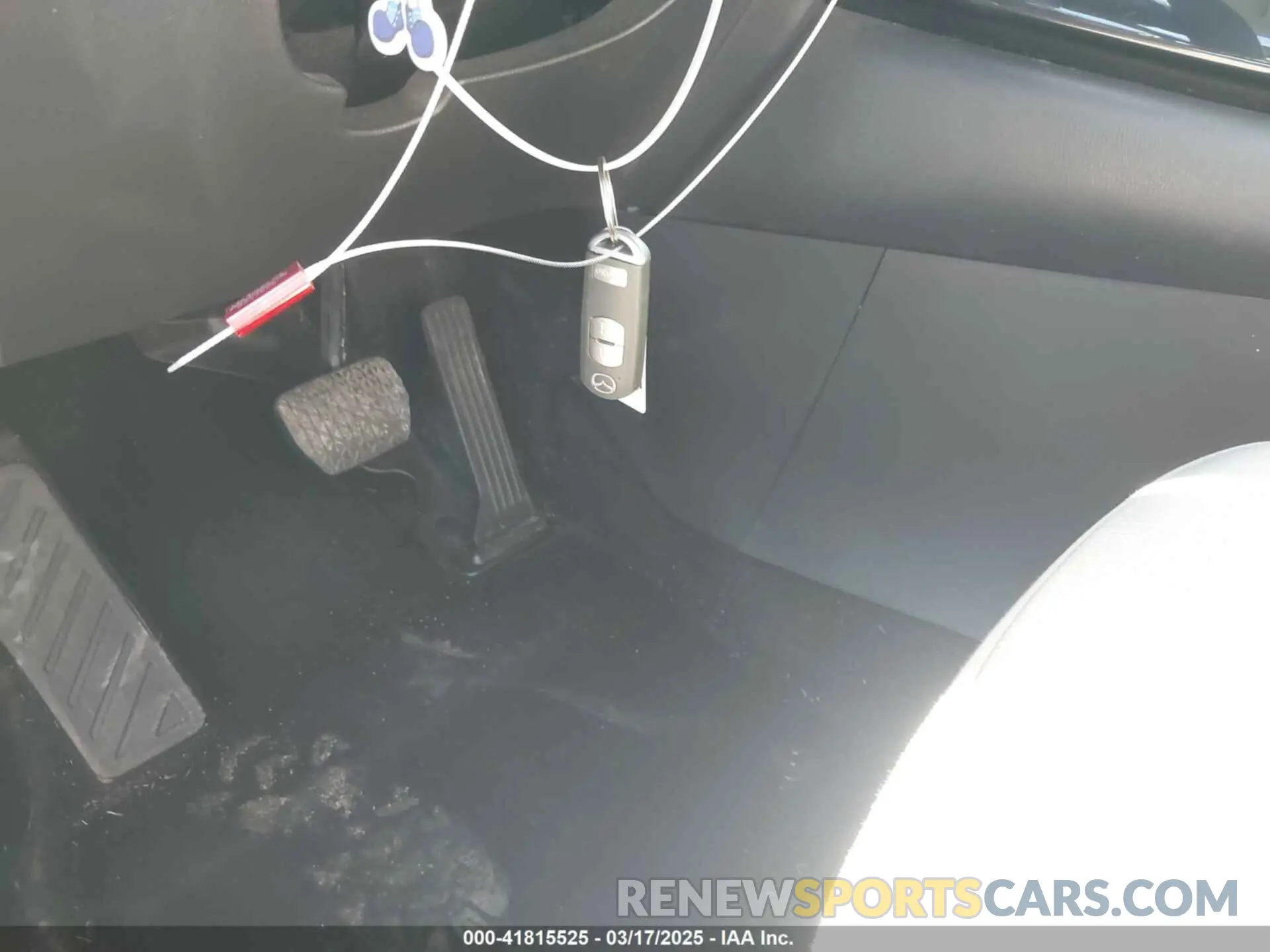 11 Photograph of a damaged car JM3TCABY7K0313750 MAZDA CX-9 2019
