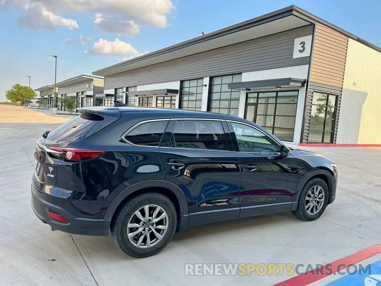 4 Photograph of a damaged car JM3TCACY0K0320117 MAZDA CX-9 2019