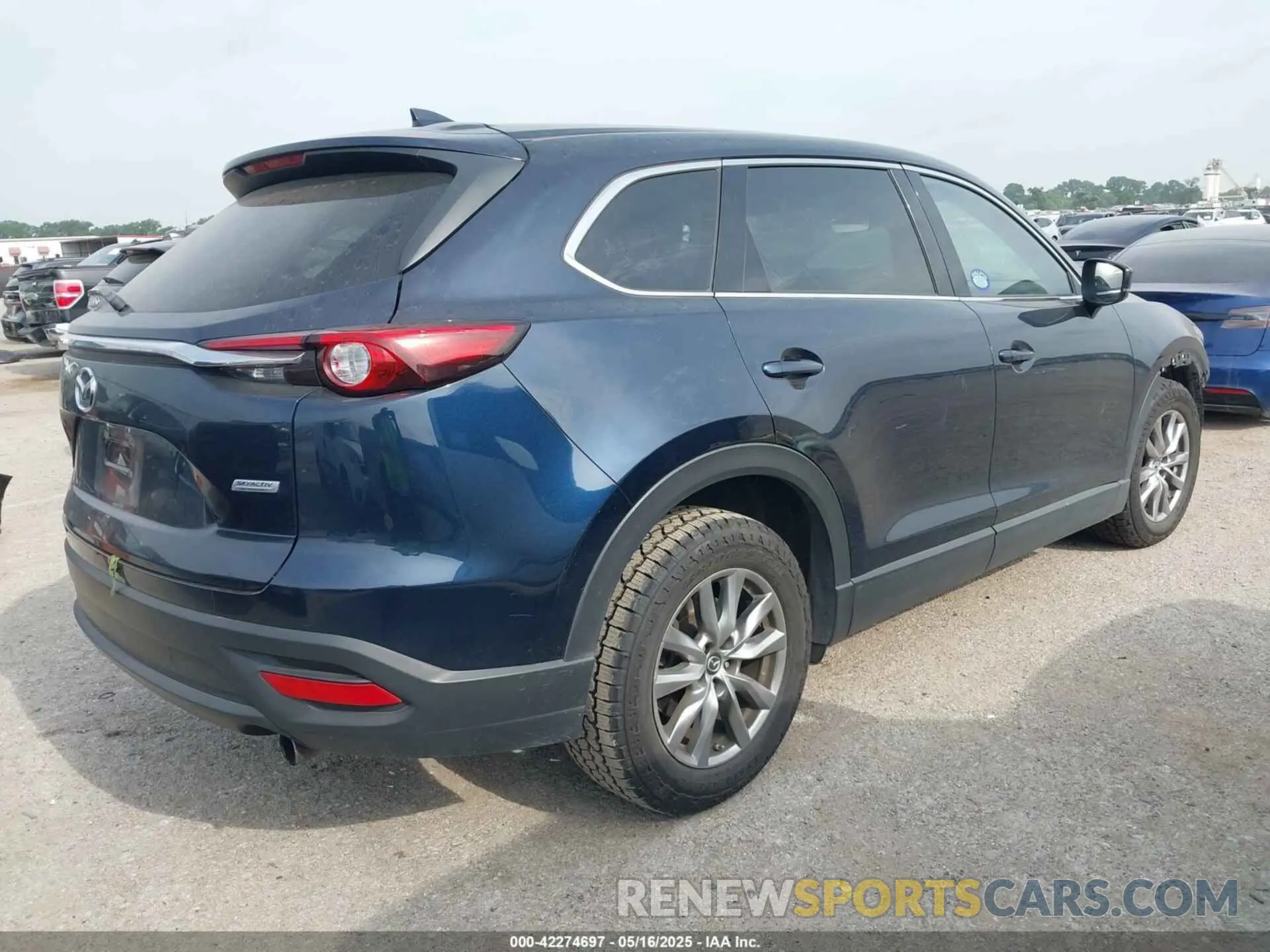 4 Photograph of a damaged car JM3TCACY7K0334175 MAZDA CX-9 2019