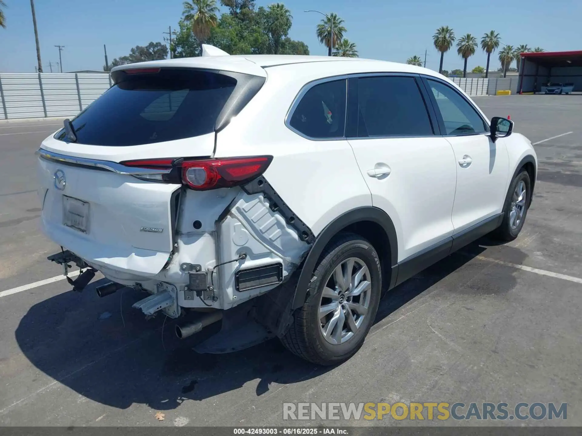 4 Photograph of a damaged car JM3TCACY8K0300956 MAZDA CX-9 2019