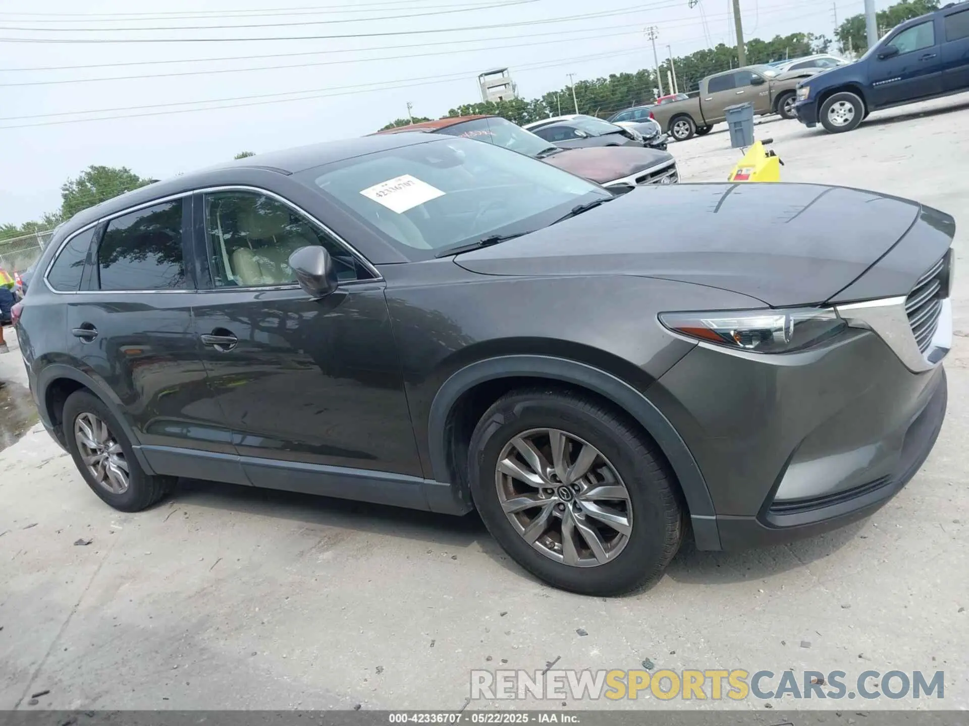 12 Photograph of a damaged car JM3TCACY9K0308810 MAZDA CX-9 2019