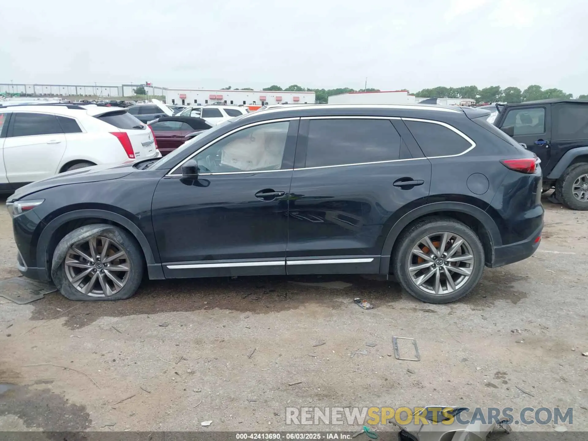 14 Photograph of a damaged car JM3TCADY0K0334596 MAZDA CX-9 2019