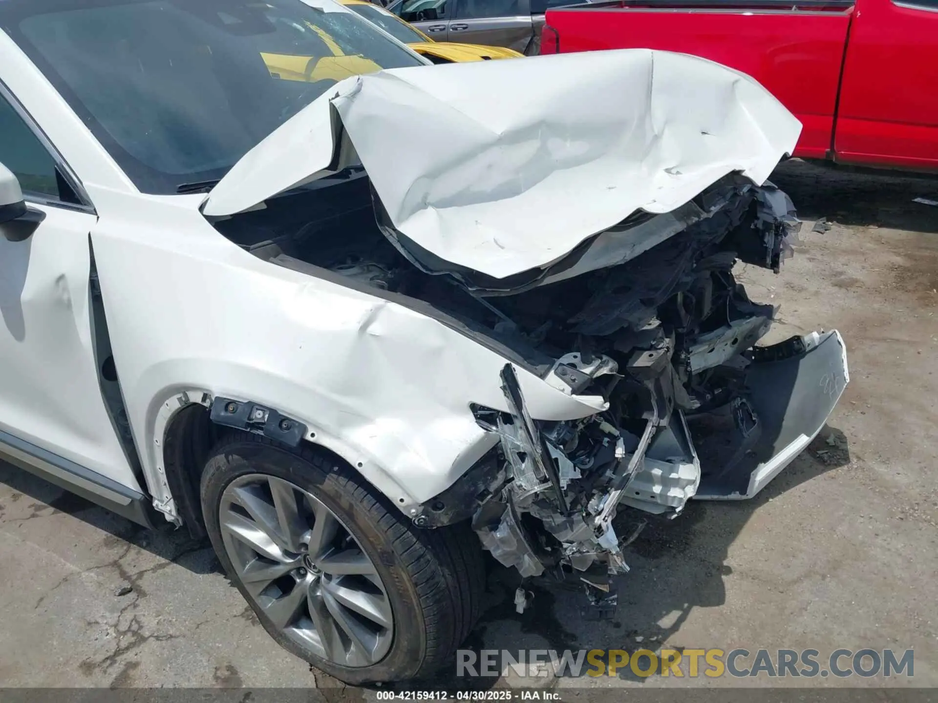 18 Photograph of a damaged car JM3TCADY3K0307375 MAZDA CX-9 2019