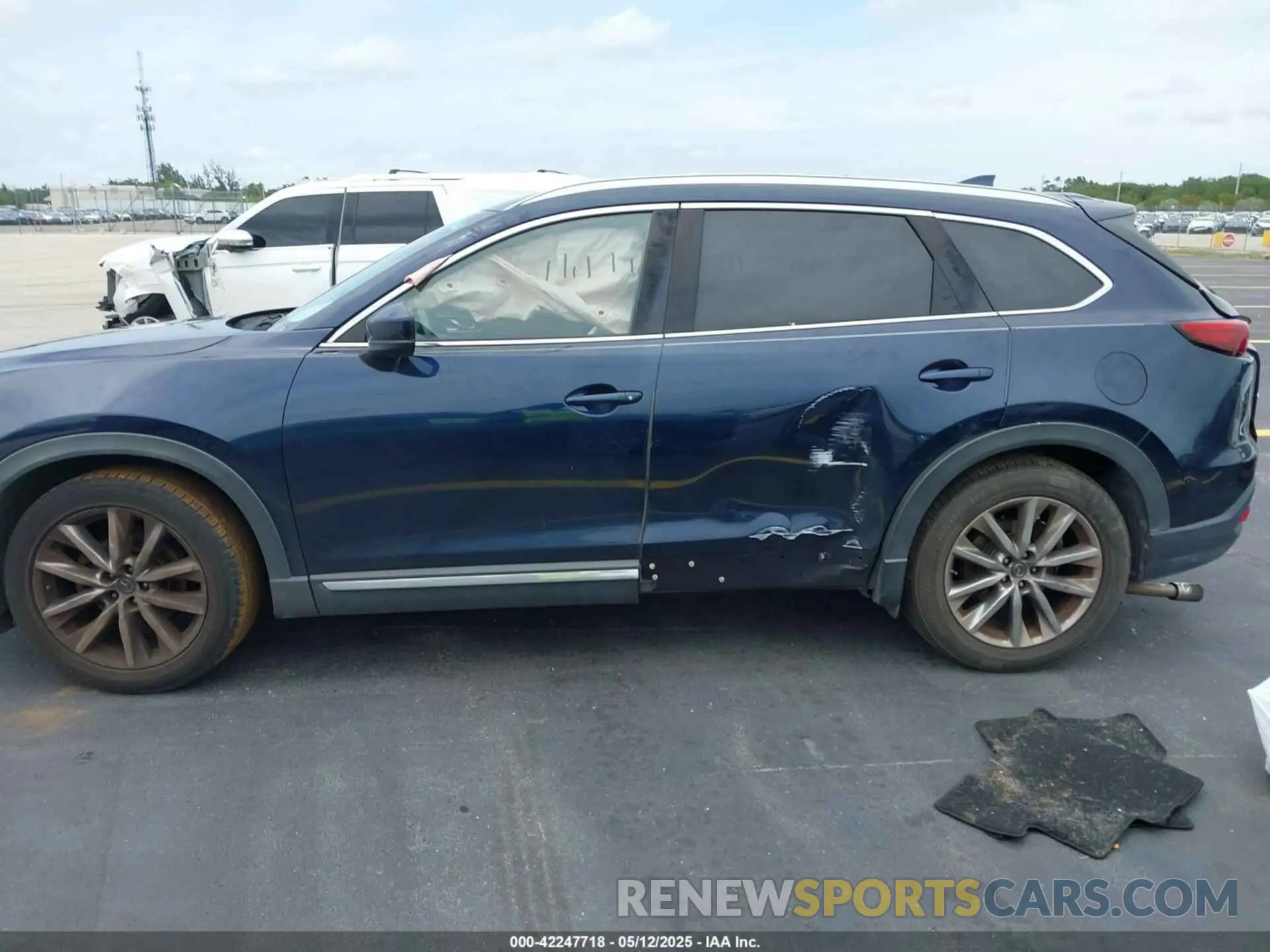 14 Photograph of a damaged car JM3TCADY5K0315526 MAZDA CX-9 2019