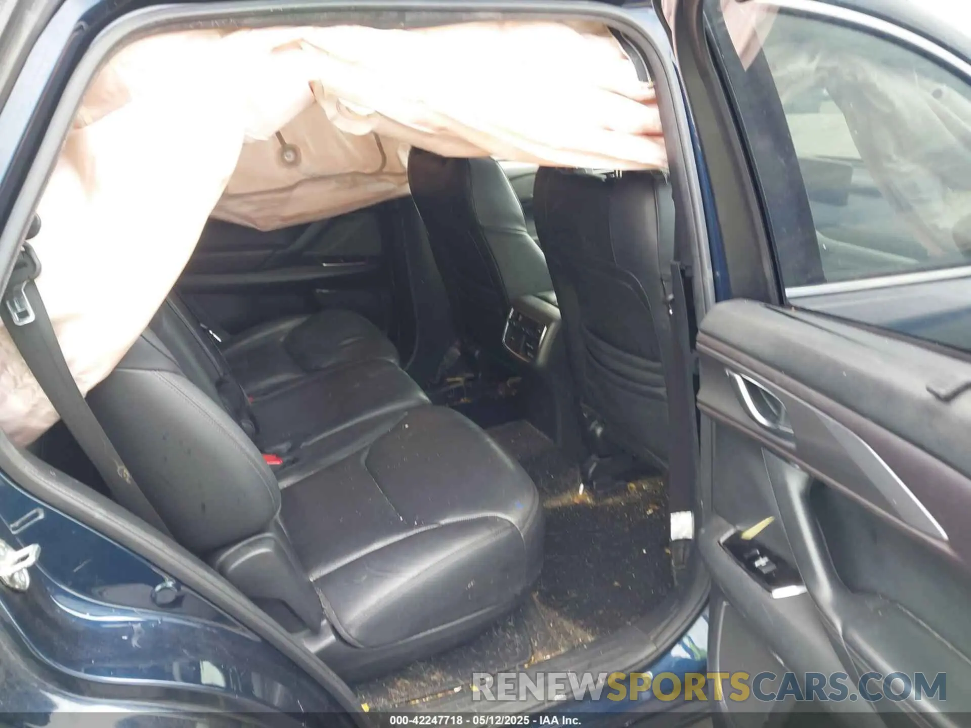8 Photograph of a damaged car JM3TCADY5K0315526 MAZDA CX-9 2019