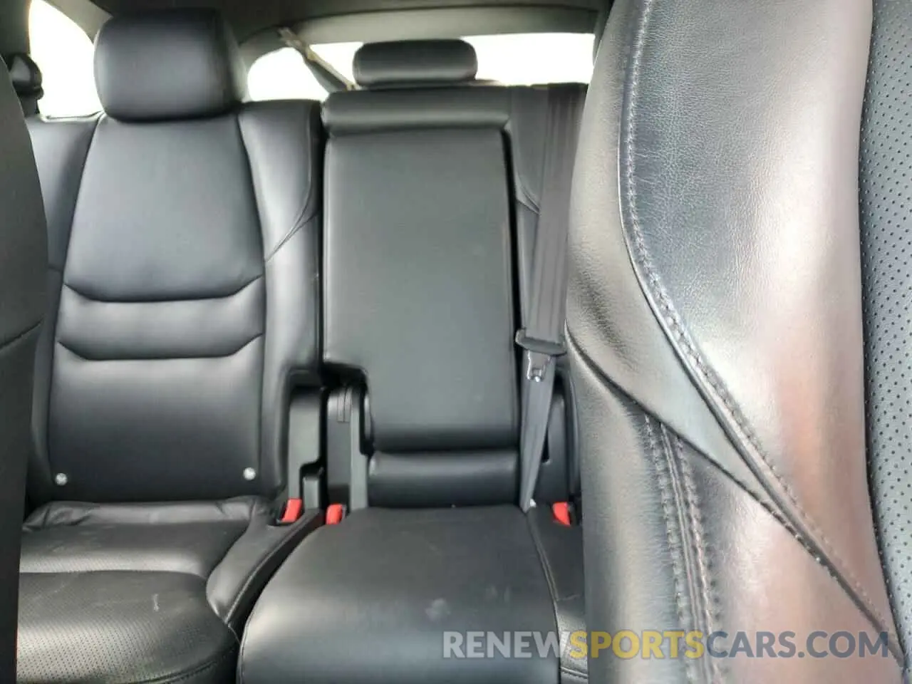 10 Photograph of a damaged car JM3TCADY8K0329727 MAZDA CX-9 2019