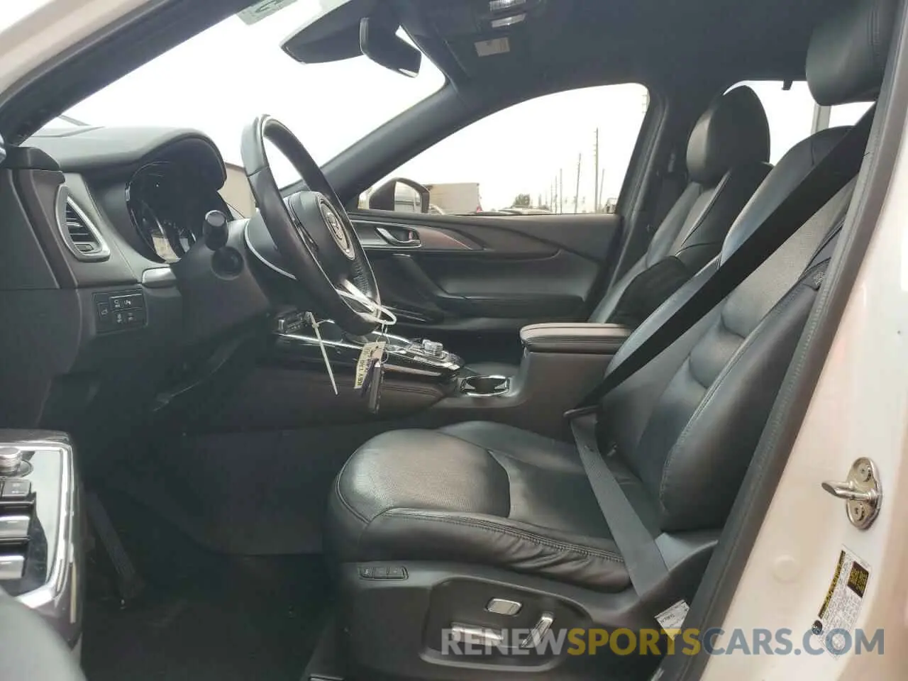 7 Photograph of a damaged car JM3TCADY8K0329727 MAZDA CX-9 2019