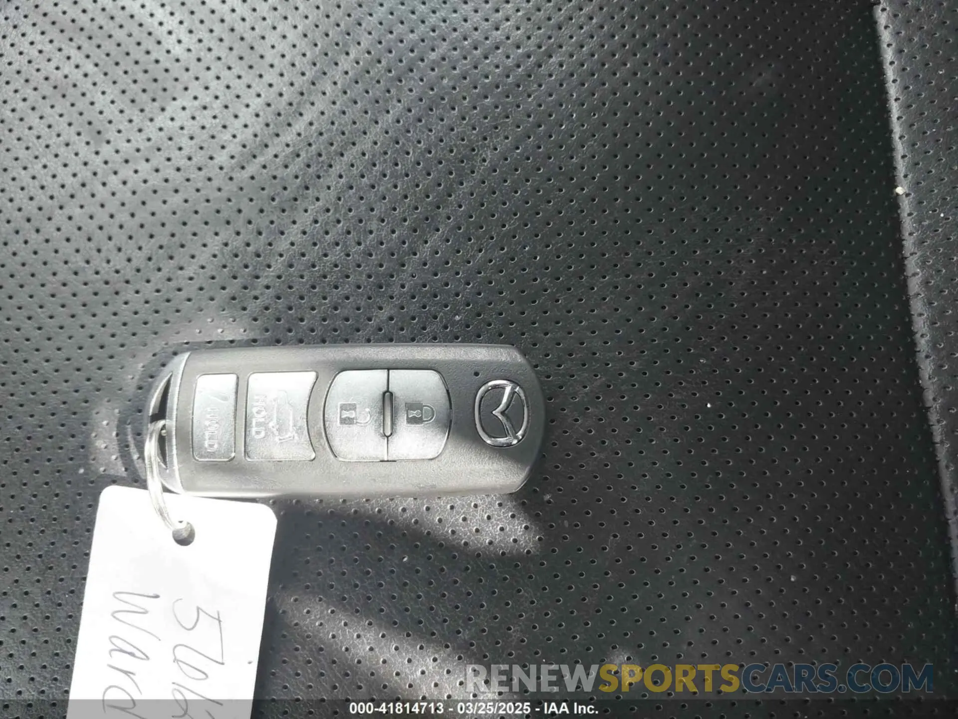 11 Photograph of a damaged car JM3TCBCY0K0317028 MAZDA CX-9 2019