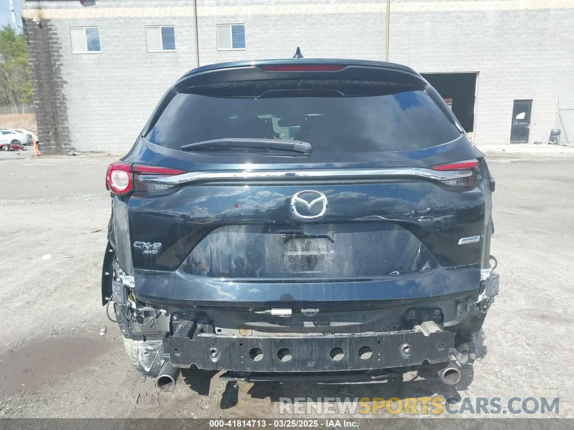 17 Photograph of a damaged car JM3TCBCY0K0317028 MAZDA CX-9 2019
