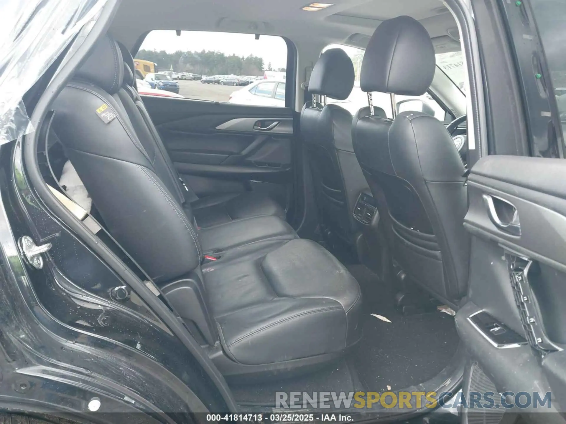 8 Photograph of a damaged car JM3TCBCY0K0317028 MAZDA CX-9 2019