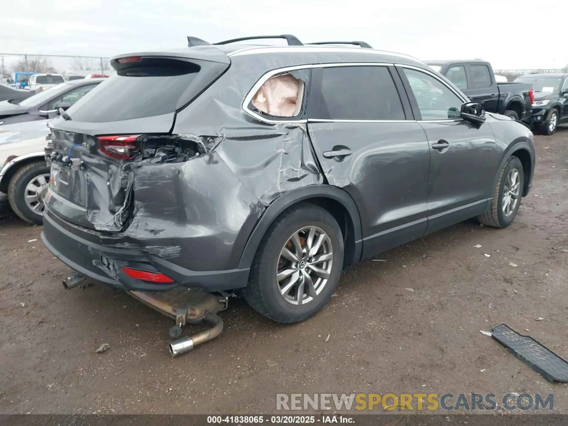 4 Photograph of a damaged car JM3TCBCY0K0320379 MAZDA CX-9 2019