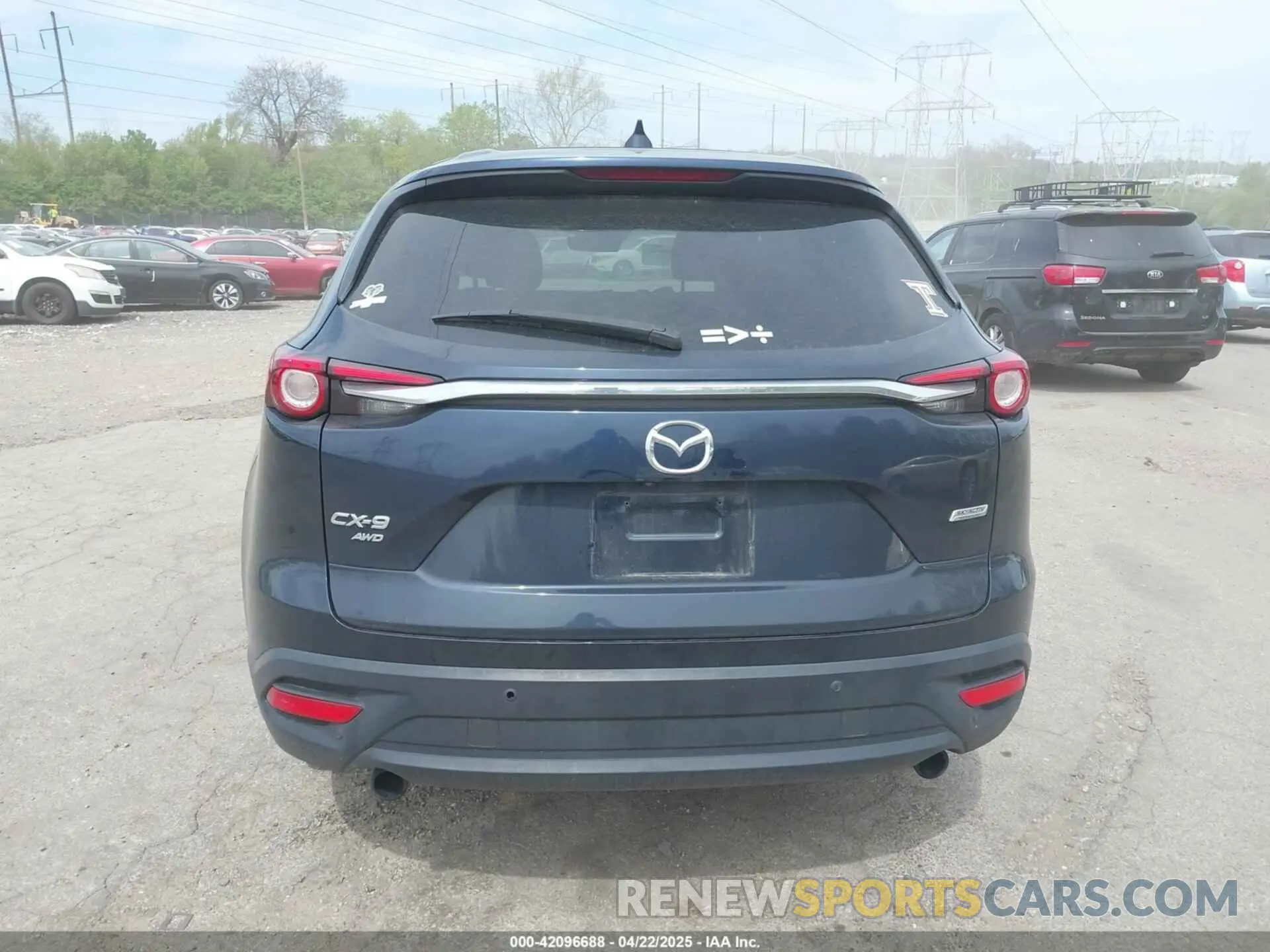17 Photograph of a damaged car JM3TCBCY1K0319032 MAZDA CX-9 2019