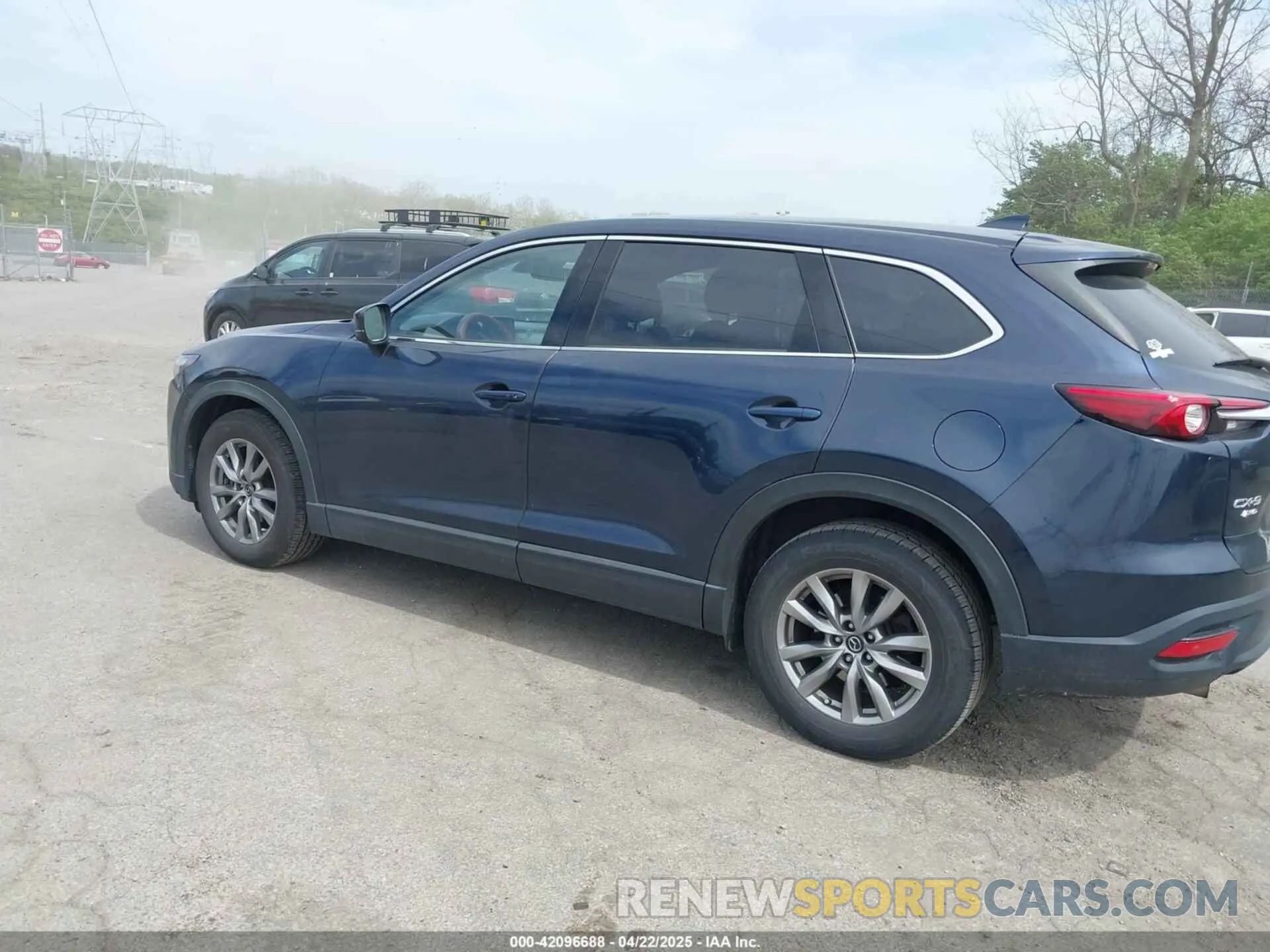 3 Photograph of a damaged car JM3TCBCY1K0319032 MAZDA CX-9 2019
