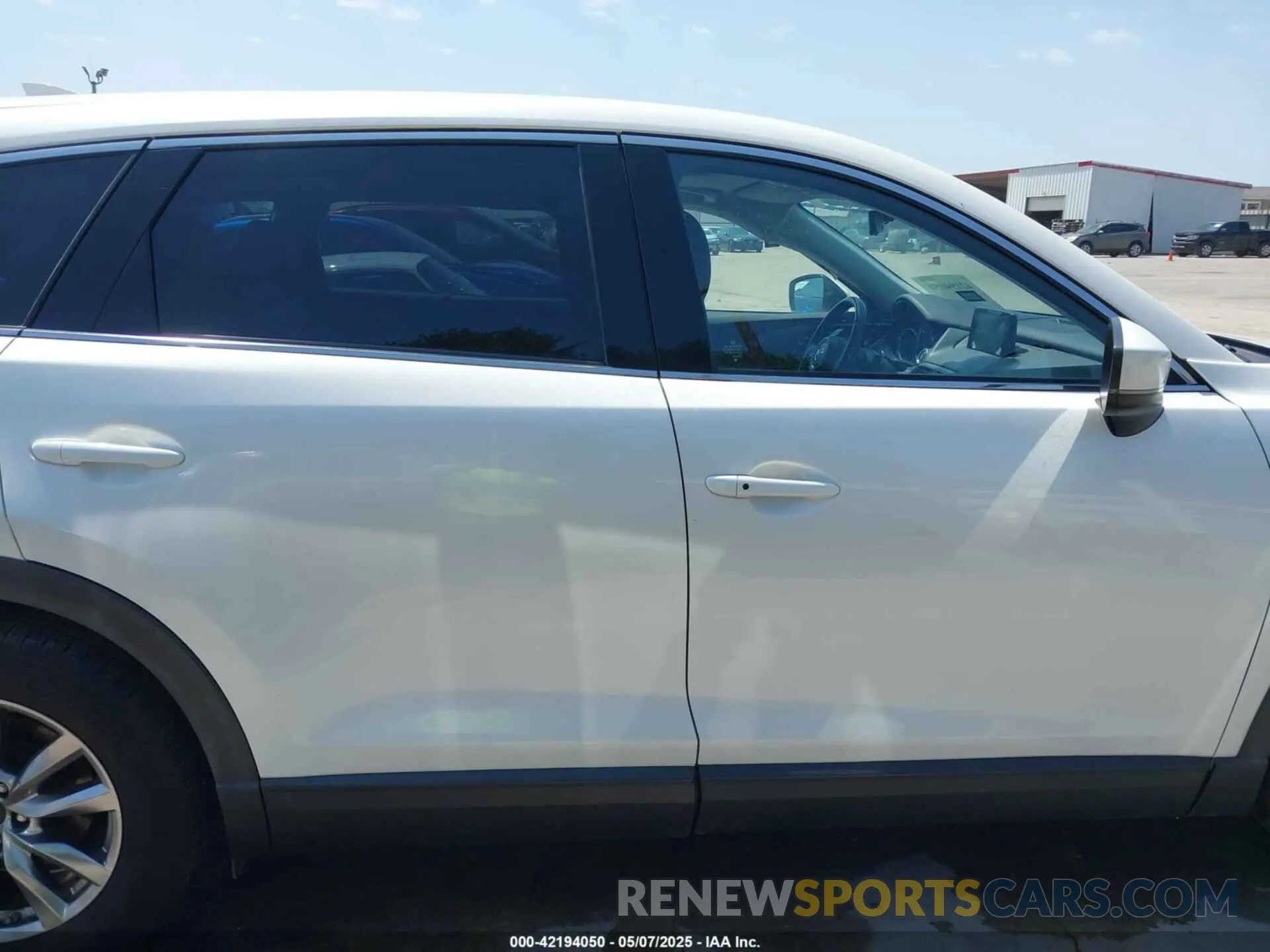 13 Photograph of a damaged car JM3TCBCY2K0300702 MAZDA CX-9 2019