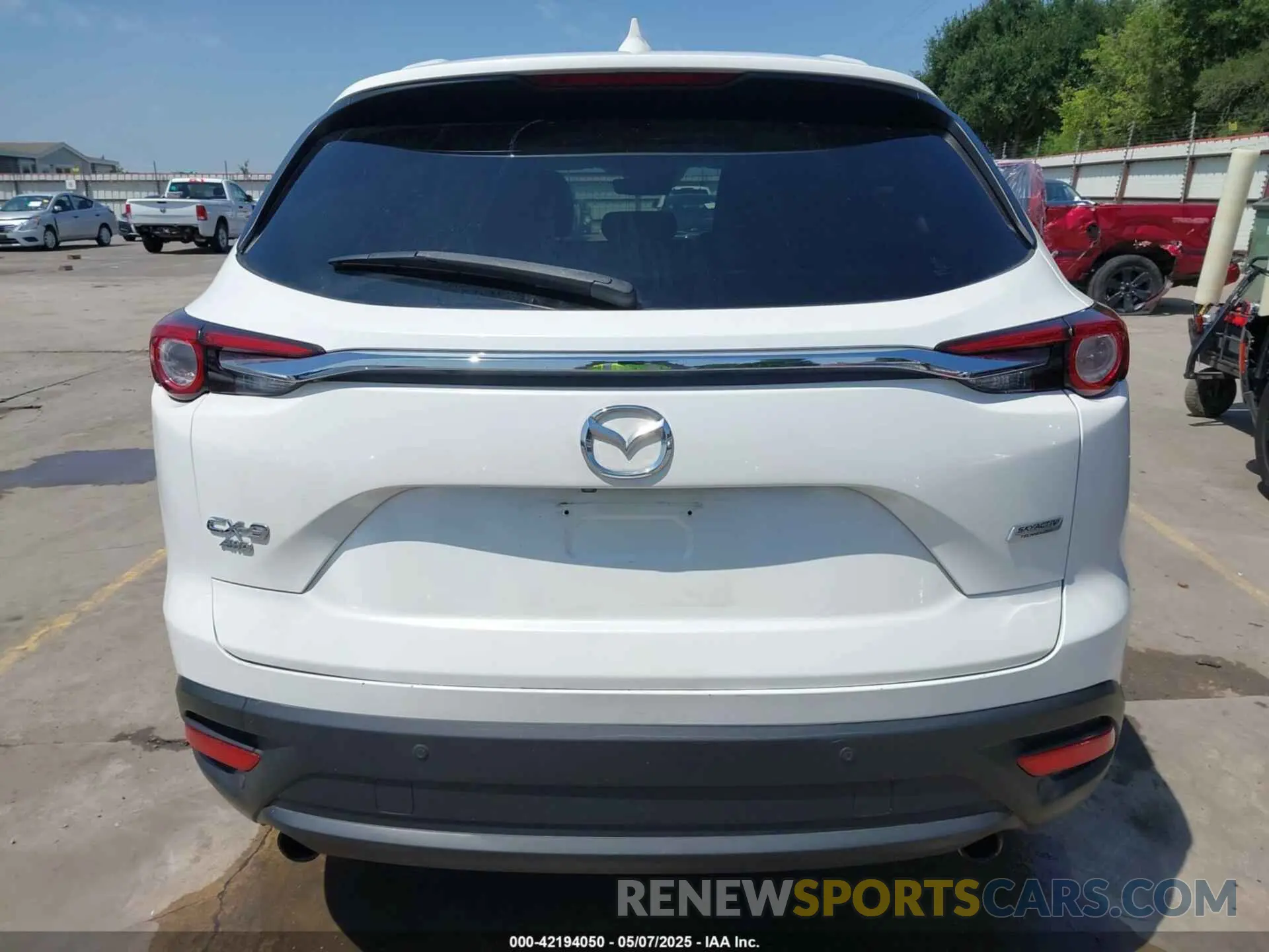 16 Photograph of a damaged car JM3TCBCY2K0300702 MAZDA CX-9 2019