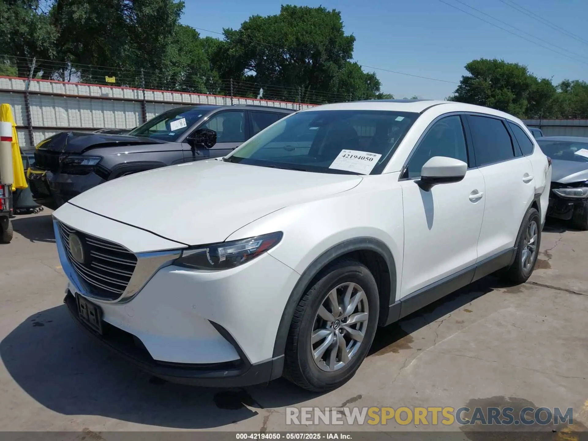 2 Photograph of a damaged car JM3TCBCY2K0300702 MAZDA CX-9 2019