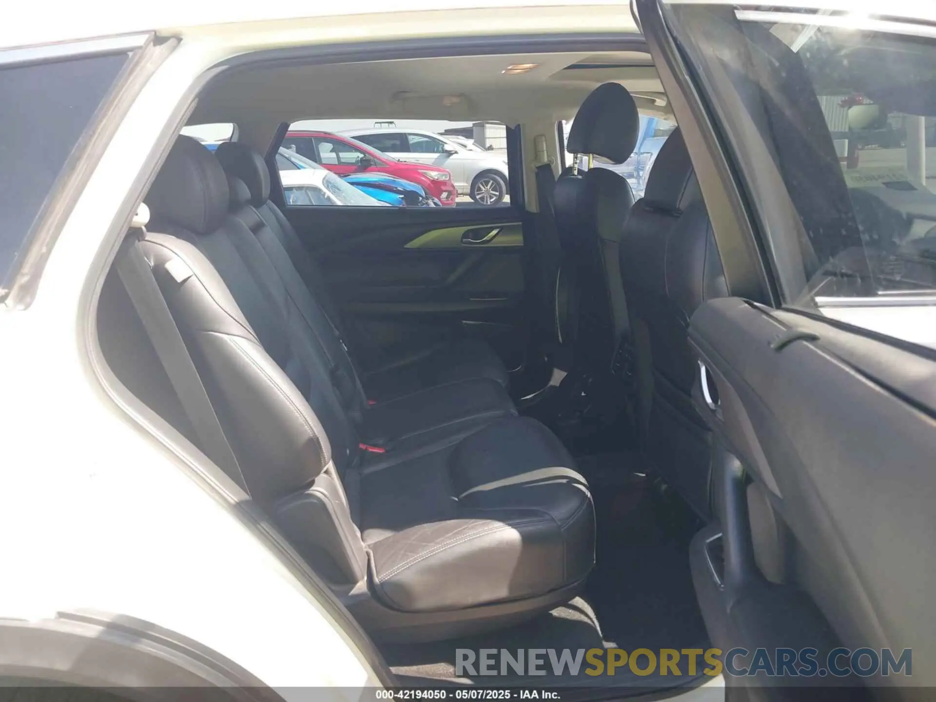 8 Photograph of a damaged car JM3TCBCY2K0300702 MAZDA CX-9 2019
