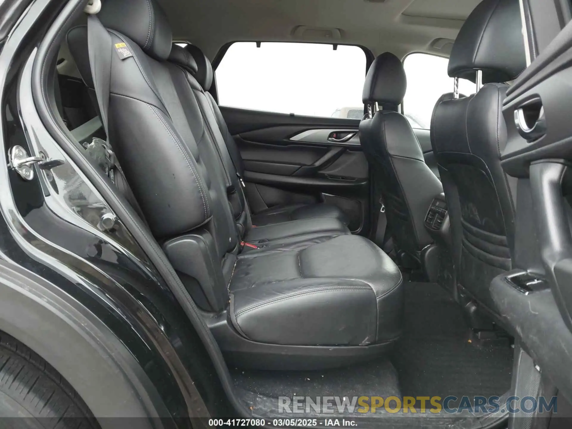 8 Photograph of a damaged car JM3TCBCY2K0326376 MAZDA CX-9 2019