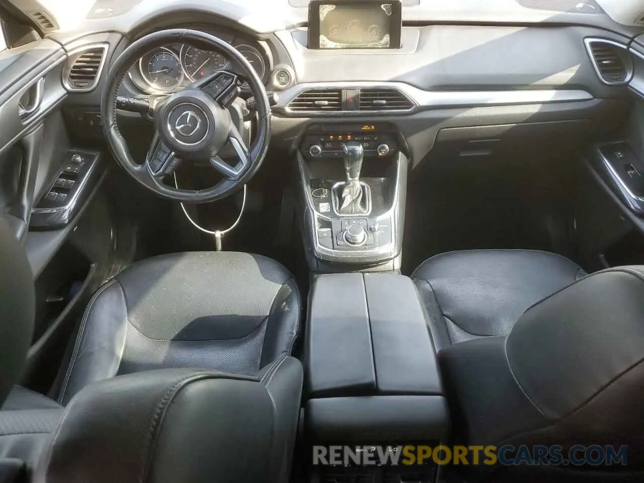 8 Photograph of a damaged car JM3TCBCY3K0304323 MAZDA CX-9 2019