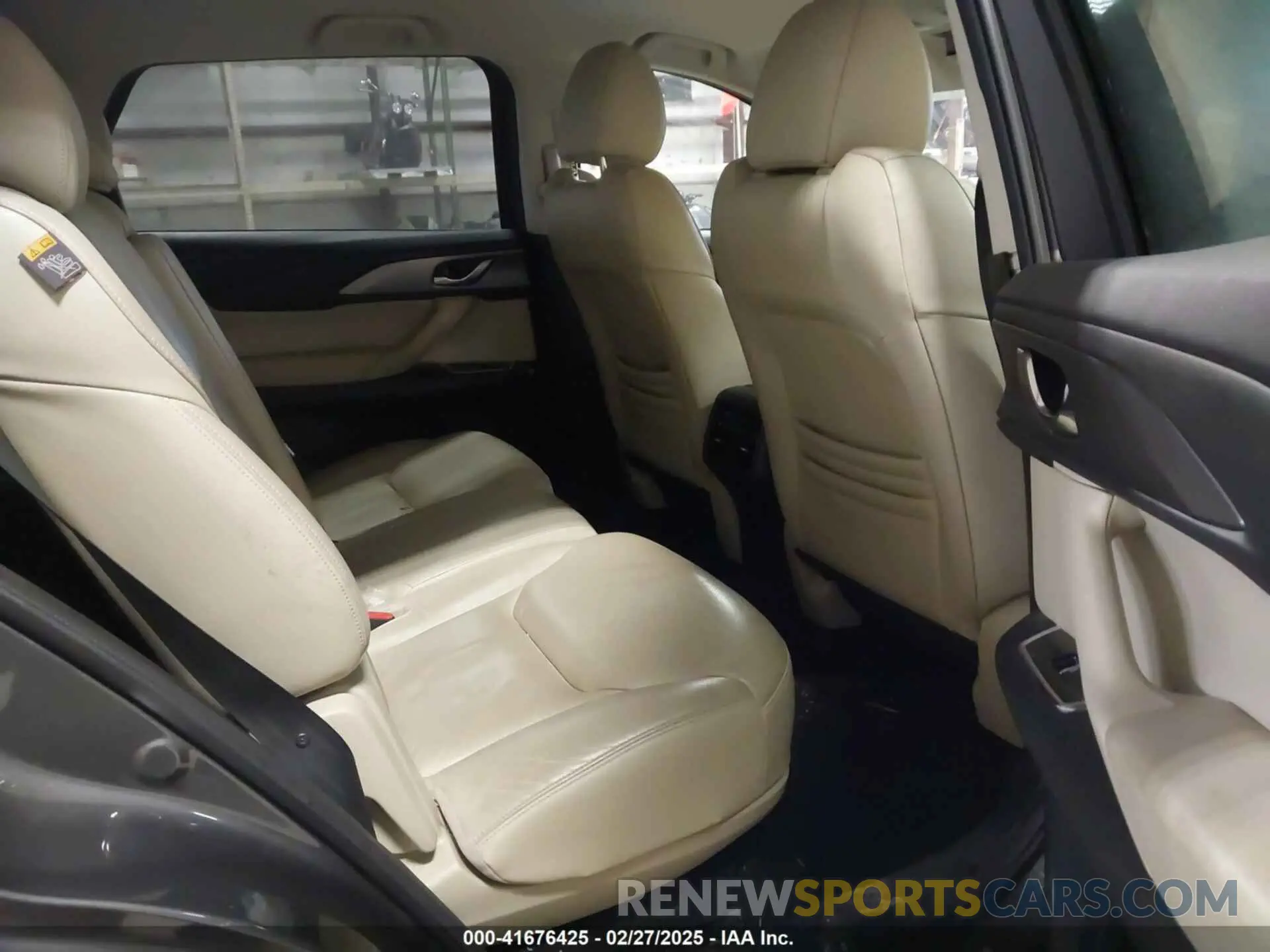 8 Photograph of a damaged car JM3TCBCY3K0305147 MAZDA CX-9 2019