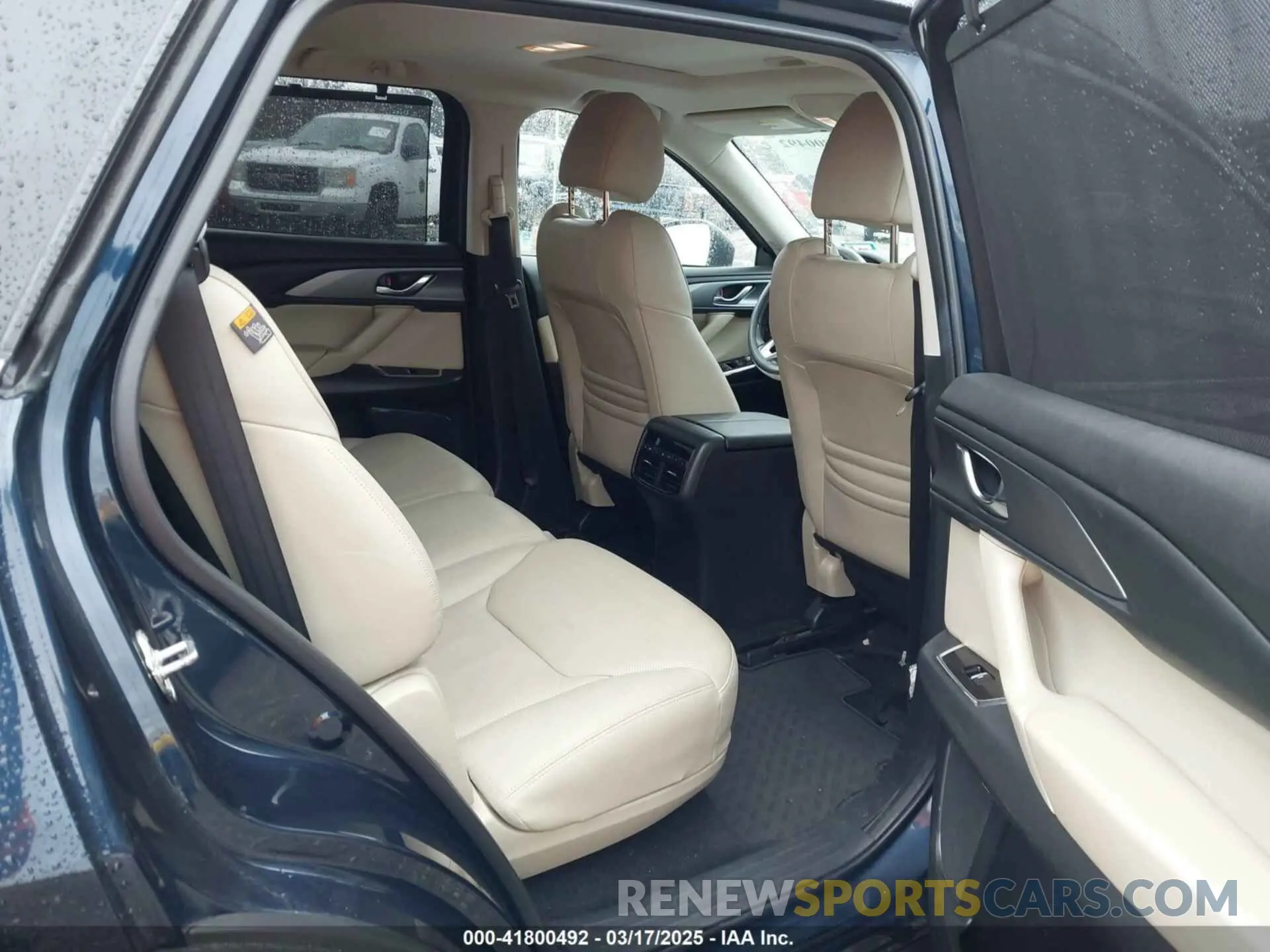 8 Photograph of a damaged car JM3TCBCY4K0329506 MAZDA CX-9 2019